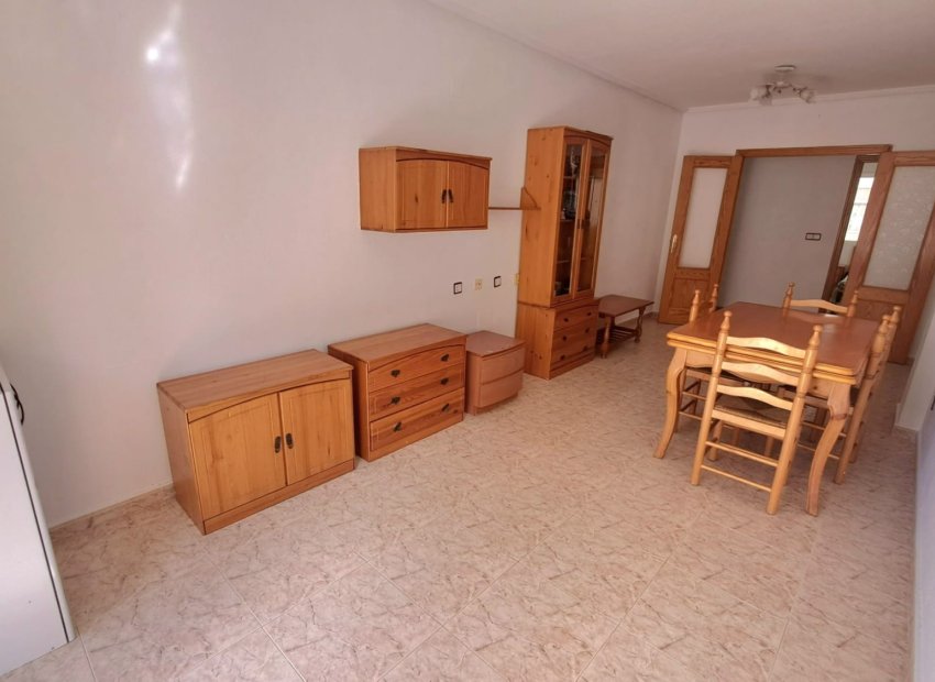 Resale - Apartment -
Torrevieja - Center