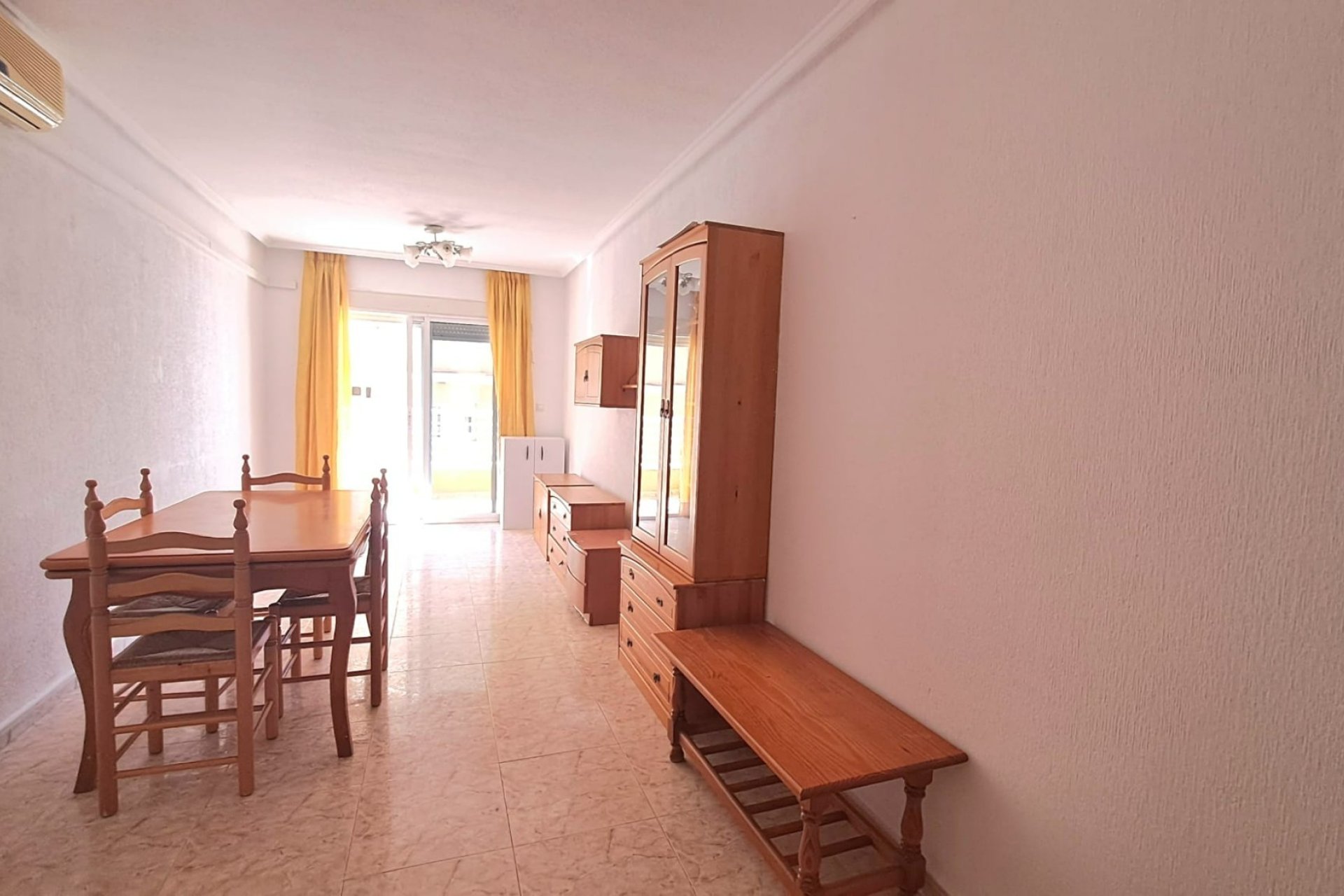 Resale - Apartment -
Torrevieja - Center