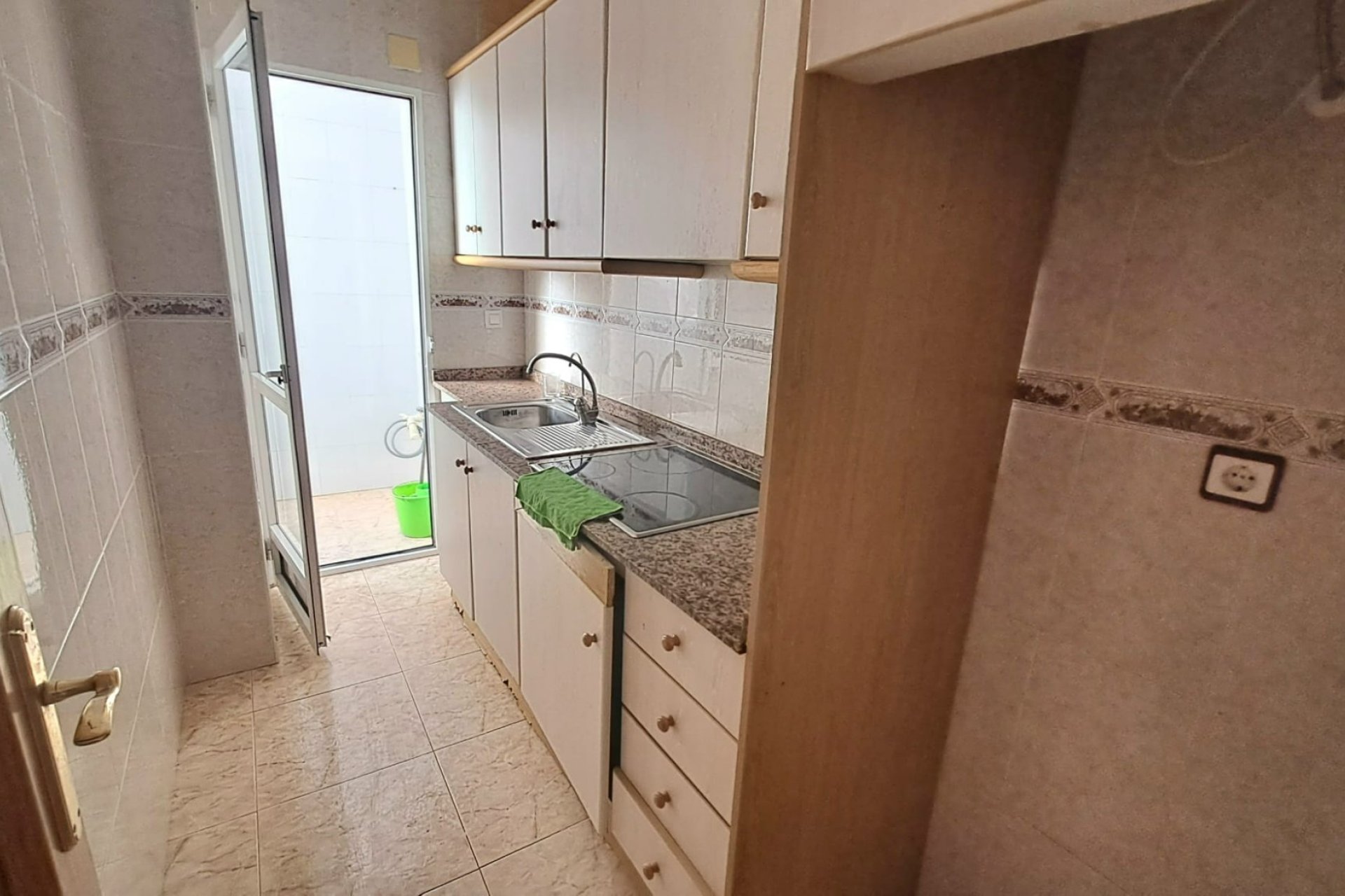 Resale - Apartment -
Torrevieja - Center