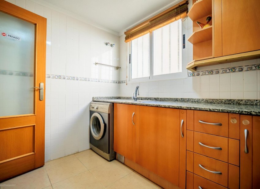 Resale - Apartment -
Torrevieja - Center