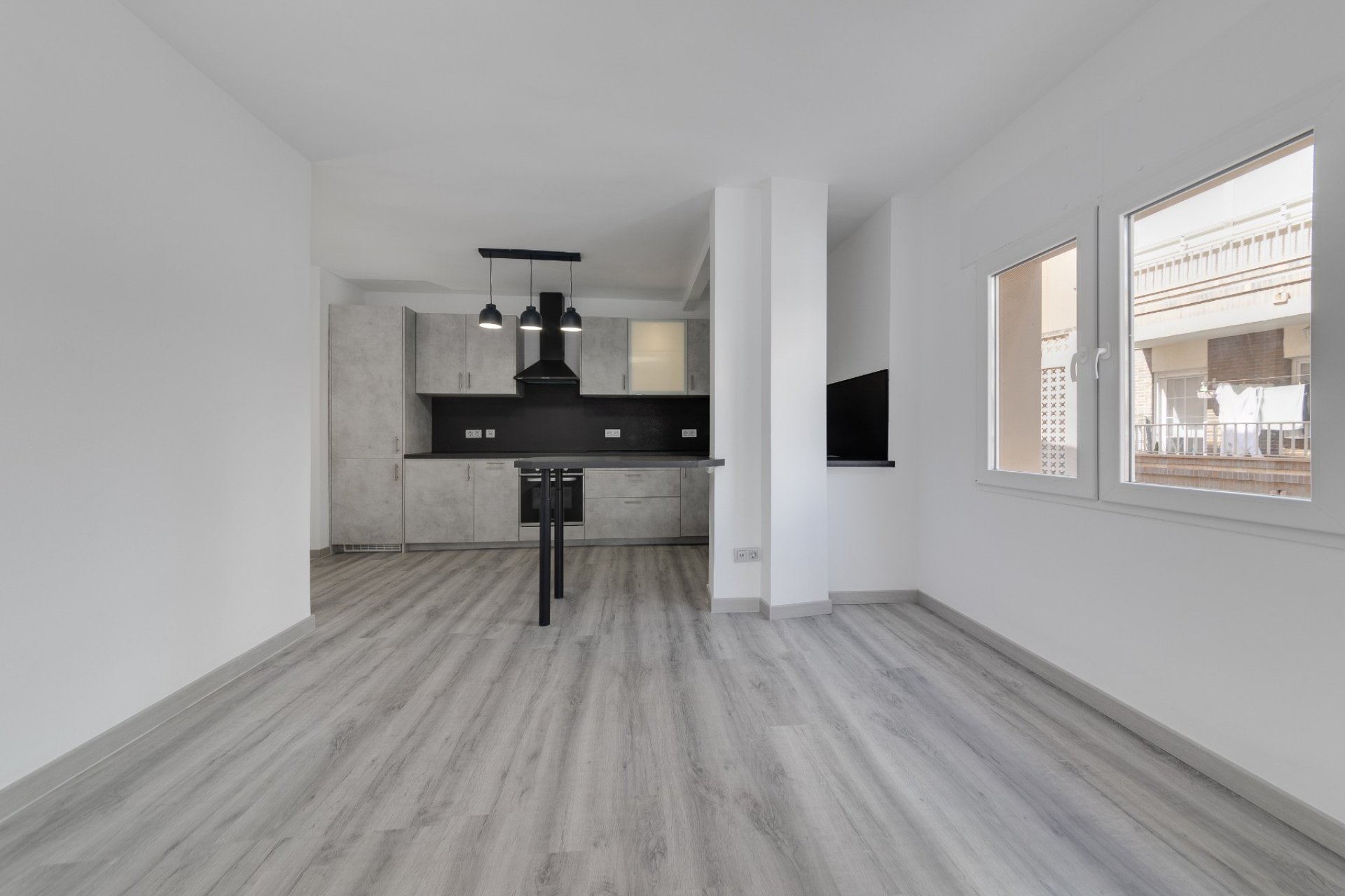 Resale - Apartment -
Torrevieja - Center