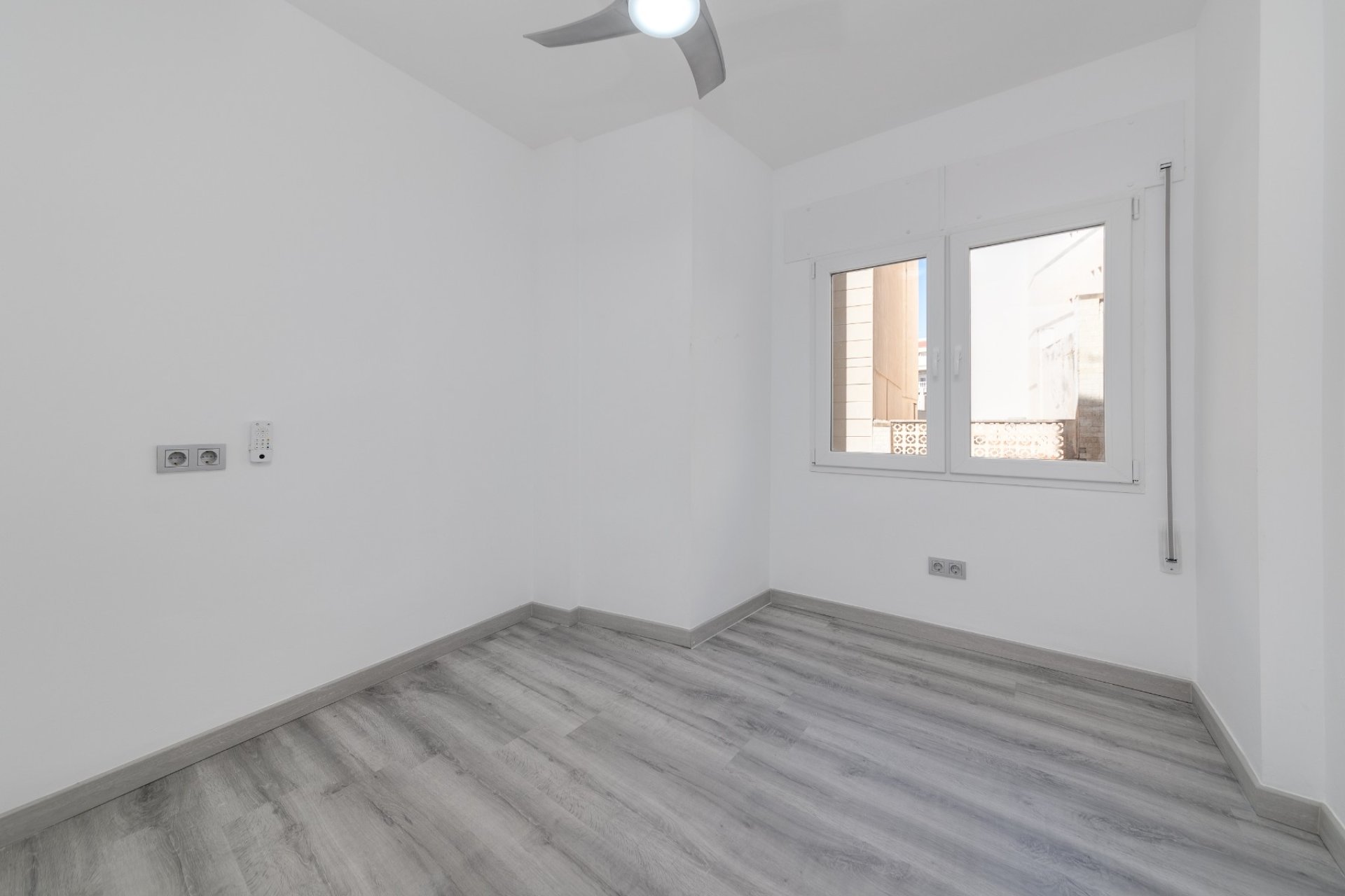 Resale - Apartment -
Torrevieja - Center