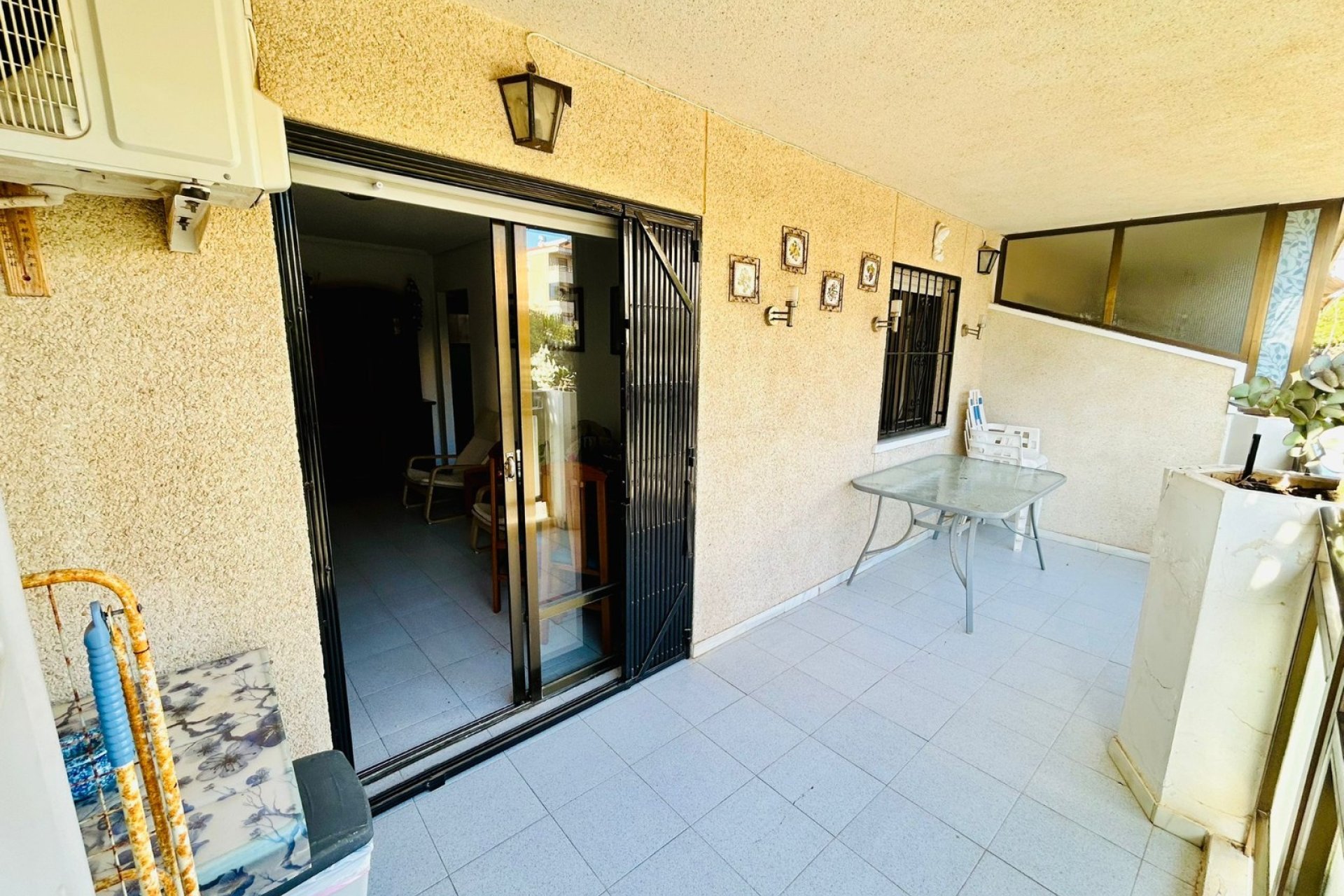 Resale - Apartment -
Torrevieja - El Chaparral