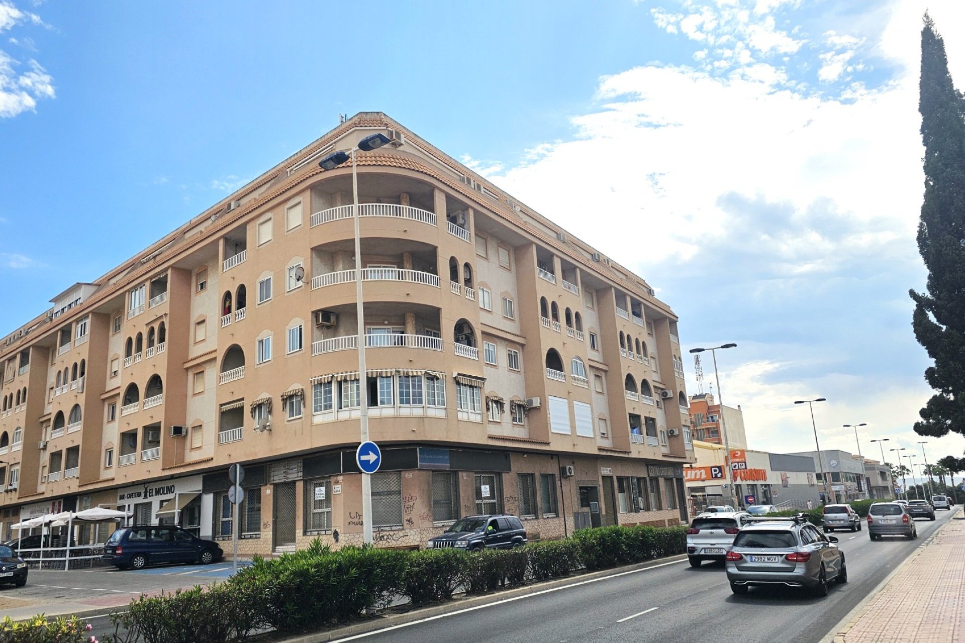 Resale - Apartment -
Torrevieja - El molino