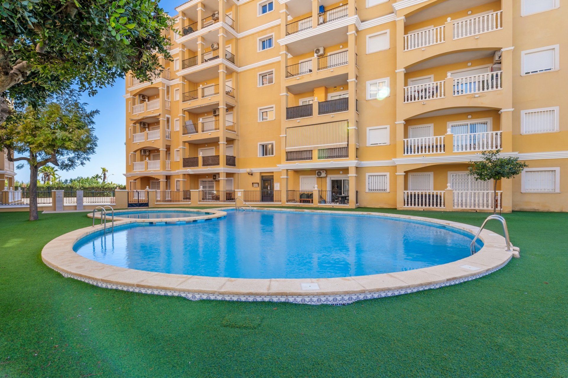 Resale - Apartment -
Torrevieja - La Mata