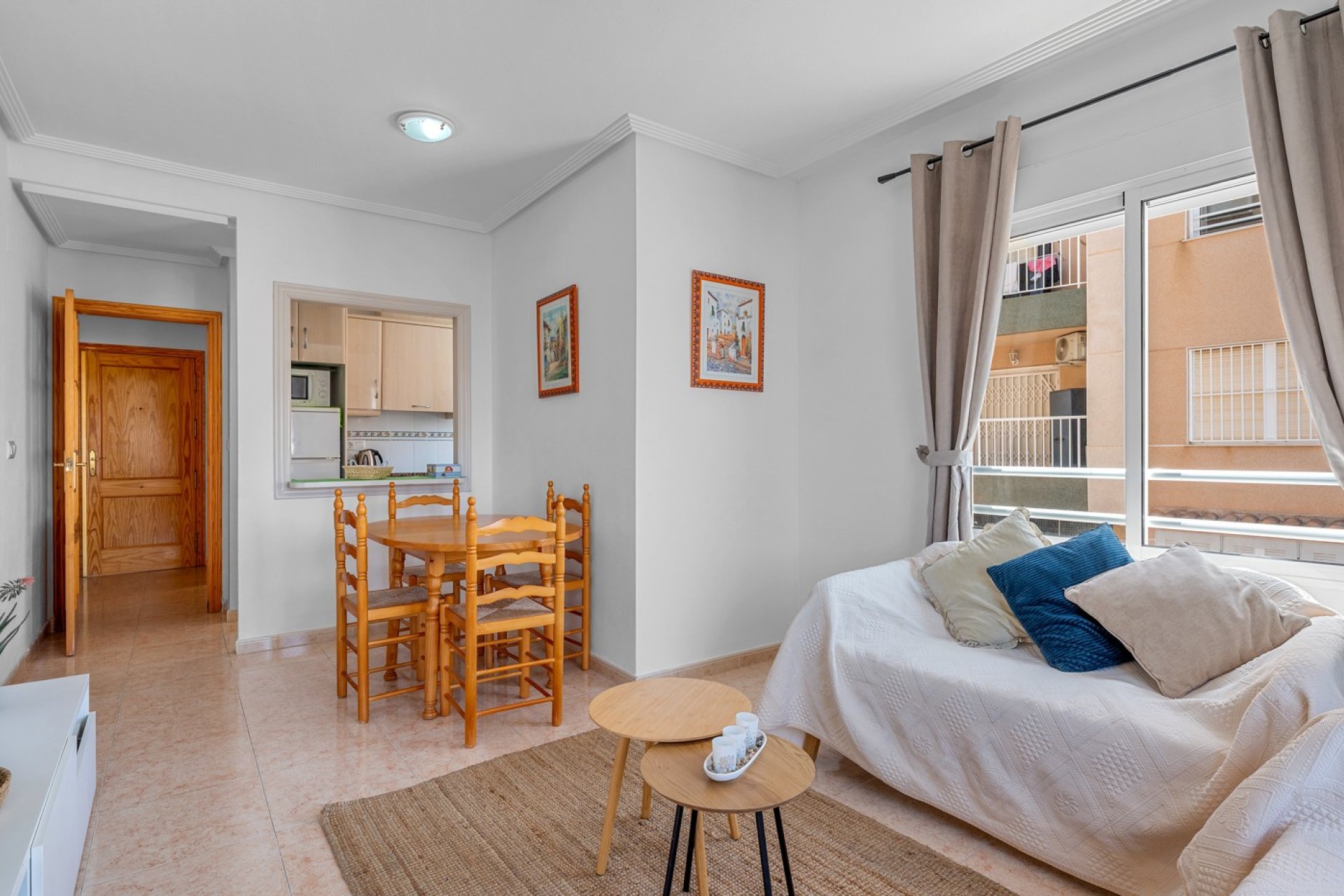 Resale - Apartment -
Torrevieja - La Mata
