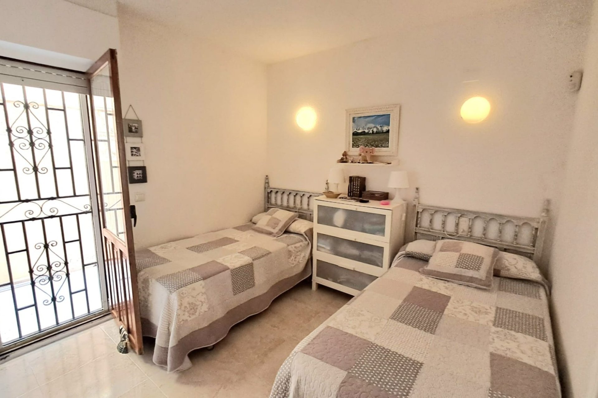 Resale - Apartment -
Torrevieja - La Mata