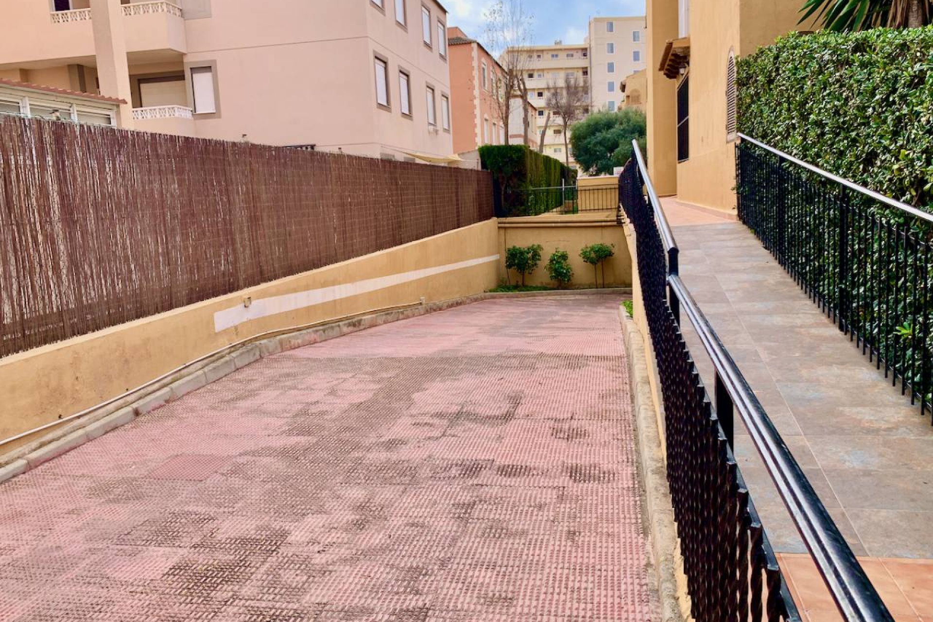 Resale - Apartment -
Torrevieja - La Mata