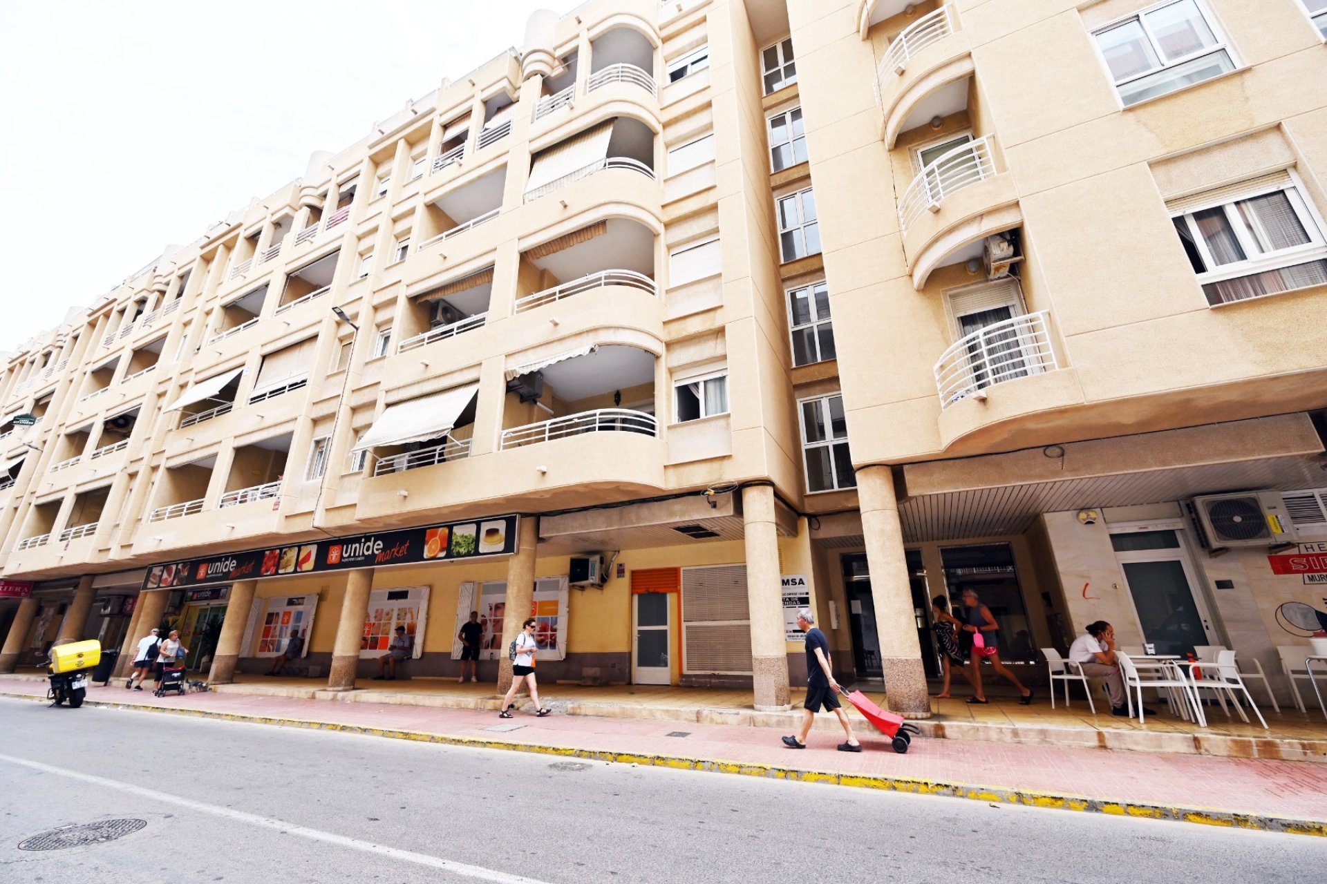 Resale - Apartment -
Torrevieja - La Mata