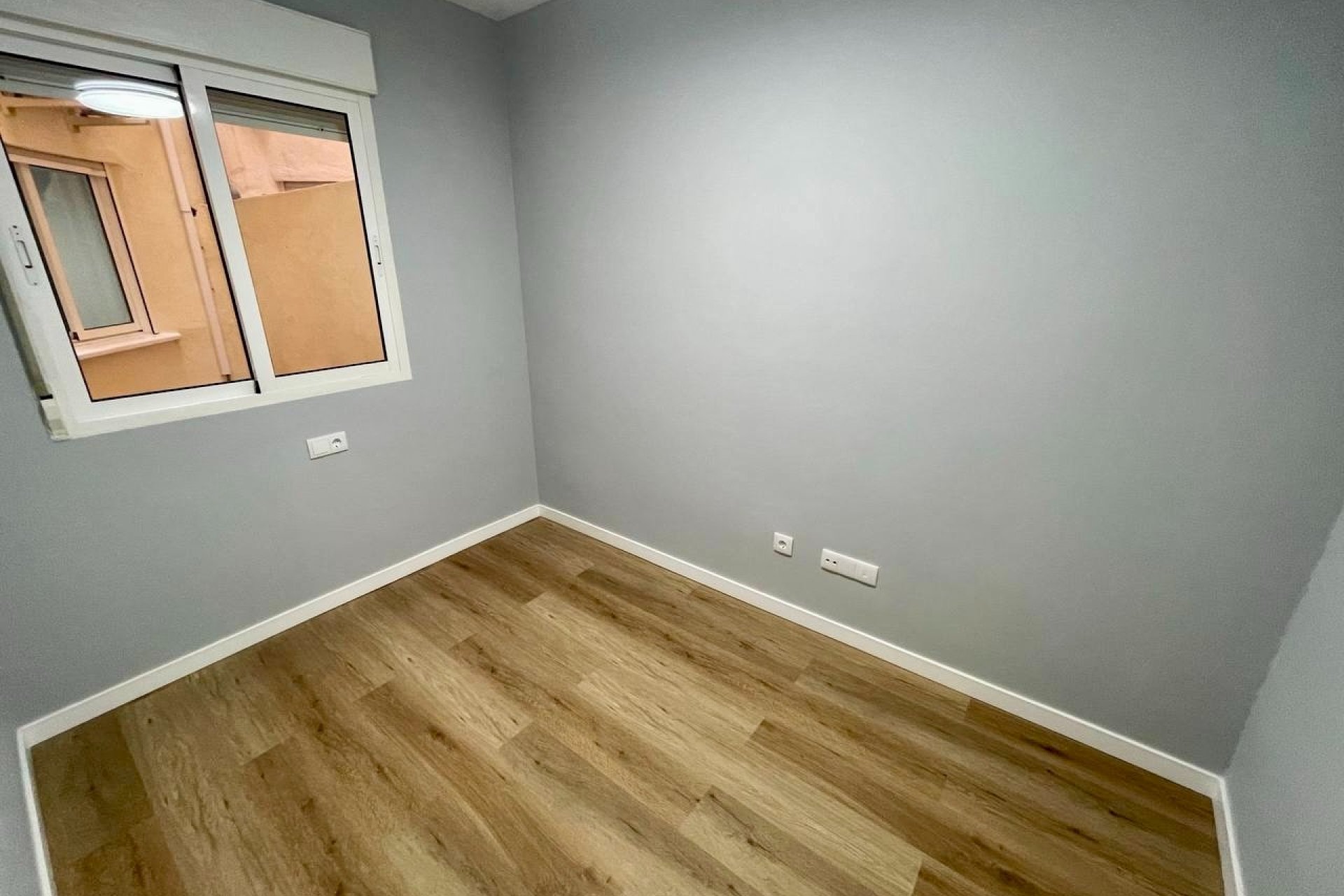 Resale - Apartment -
Torrevieja - La Mata