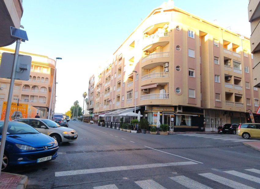 Resale - Apartment -
Torrevieja - Parque de las Naciones