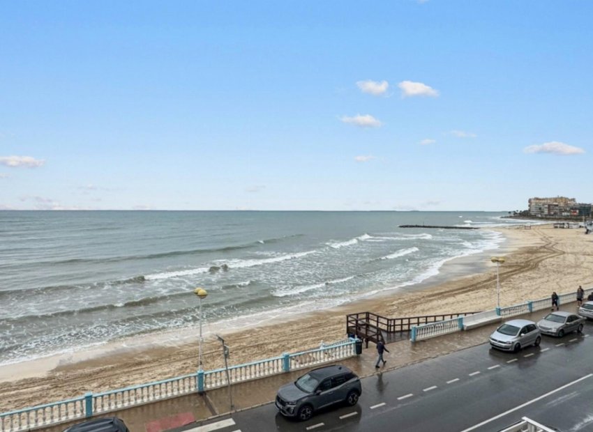 Resale - Apartment -
Torrevieja - Playa de los Locos