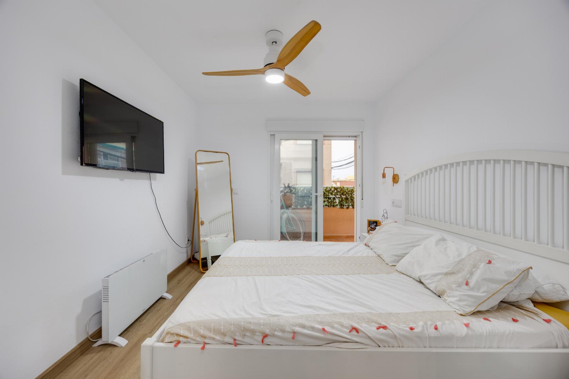 Resale - Apartment -
Torrevieja - playa de los naufragos