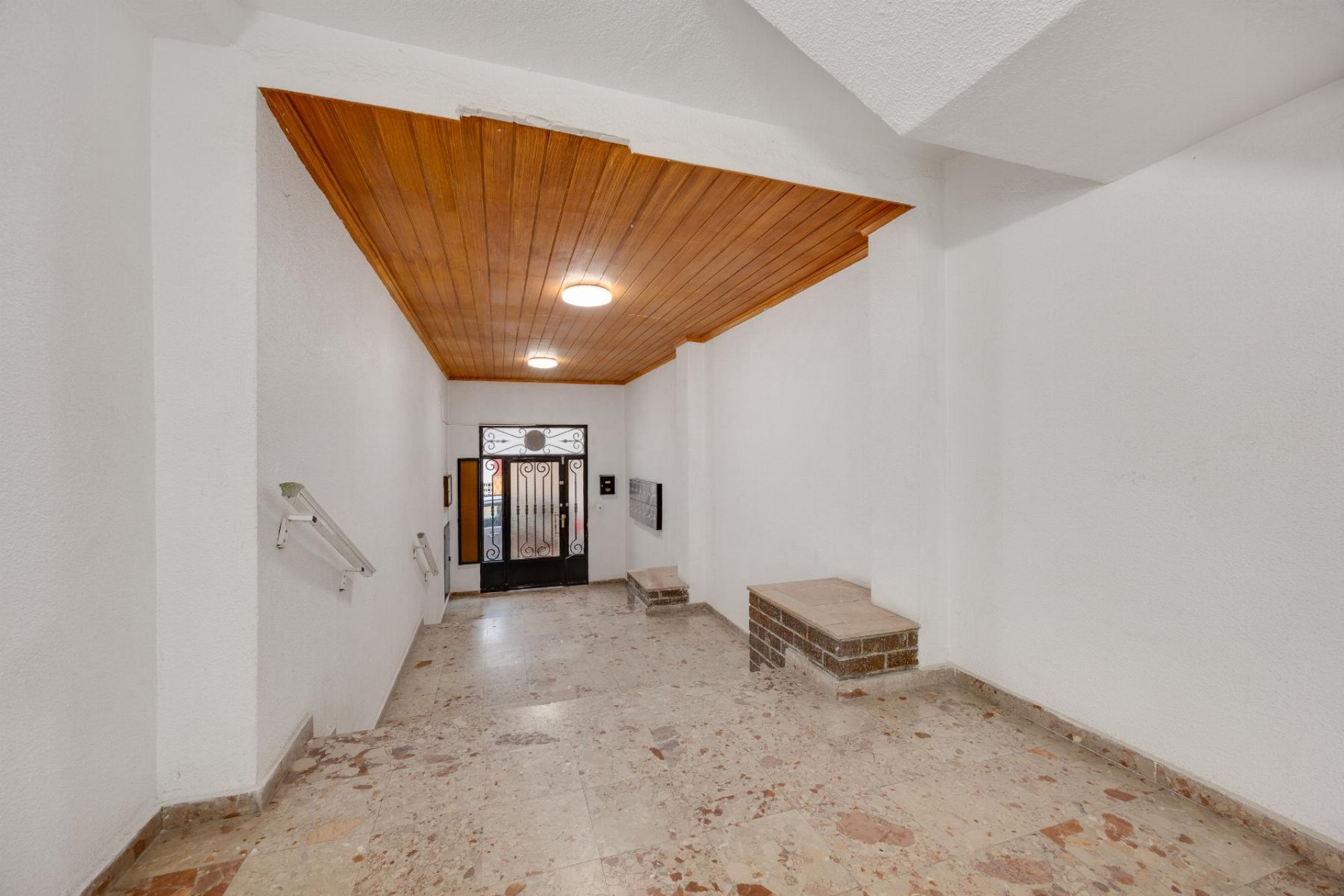 Resale - Apartment -
Torrevieja - playa de los naufragos