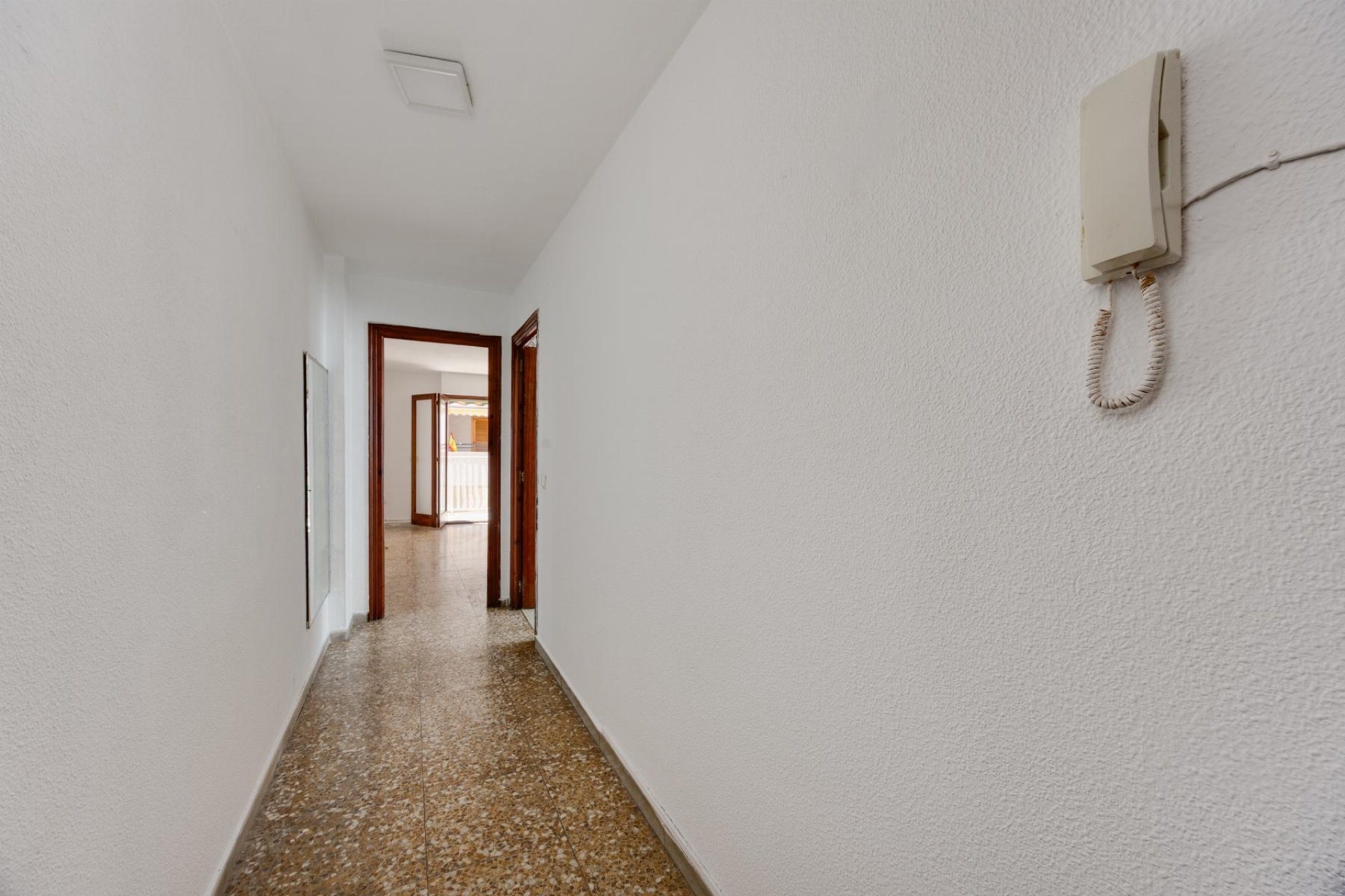 Resale - Apartment -
Torrevieja - Playa del Acequión