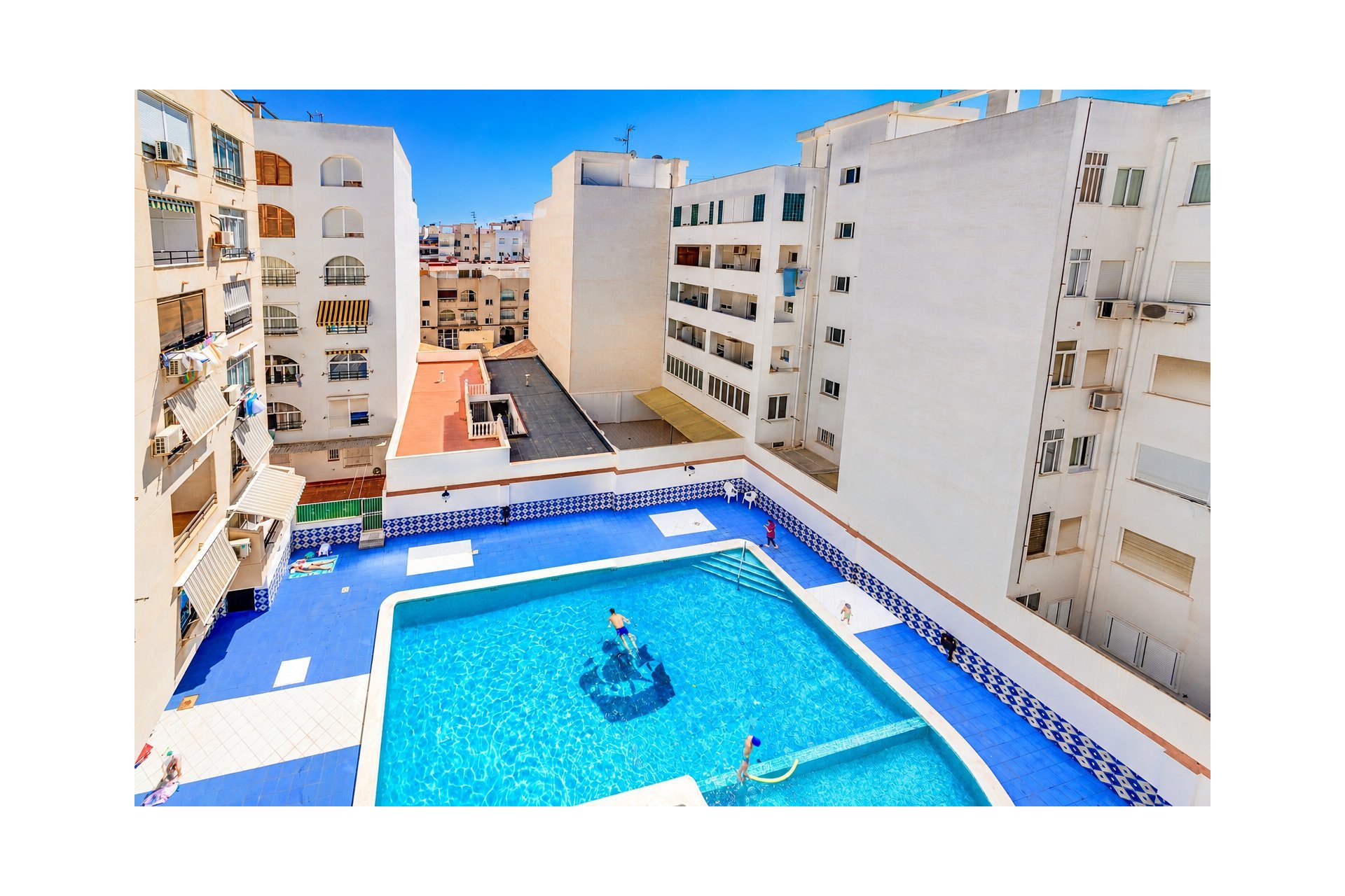 Resale - Apartment -
Torrevieja - Playa del Cura