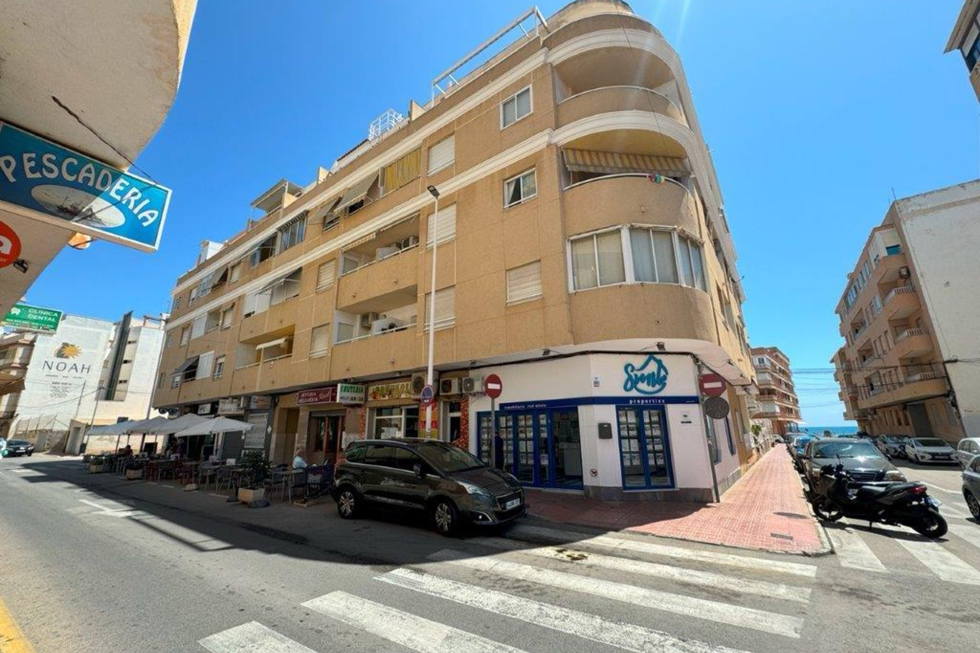 Resale - Apartment -
Torrevieja - Pueblo/ PLAYA