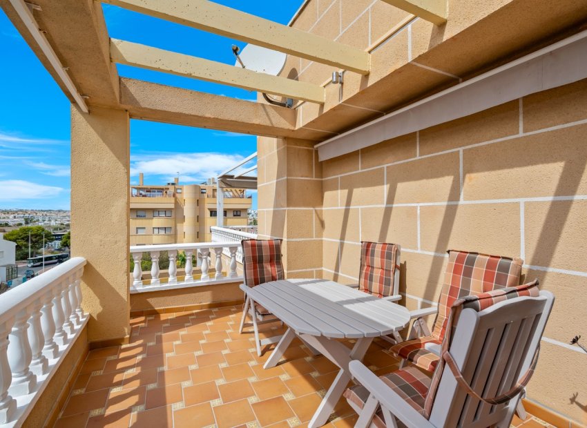 Resale - Apartment -
Torrevieja - Punta Prima