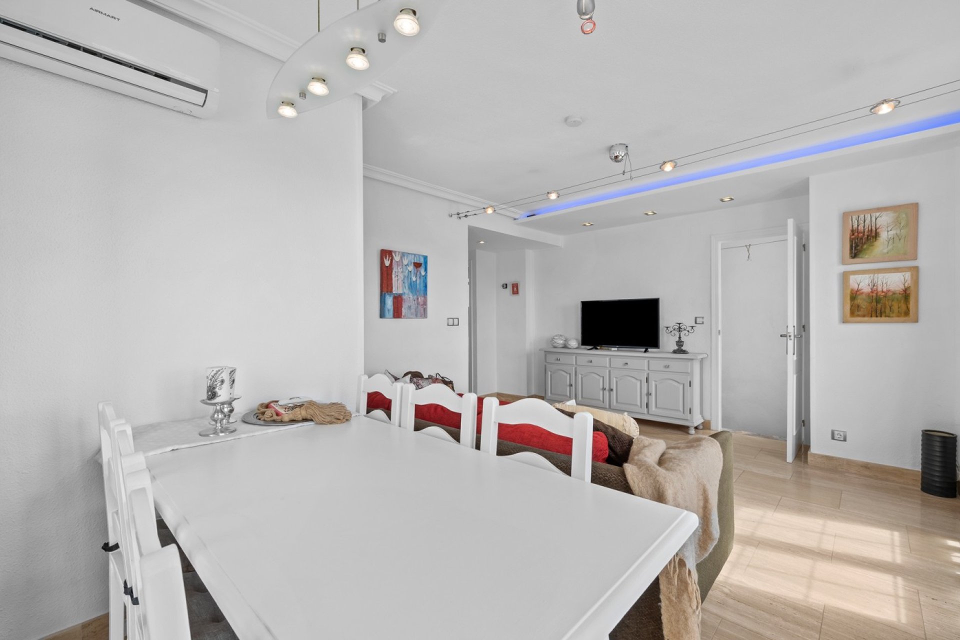 Resale - Apartment -
Torrevieja - Punta Prima