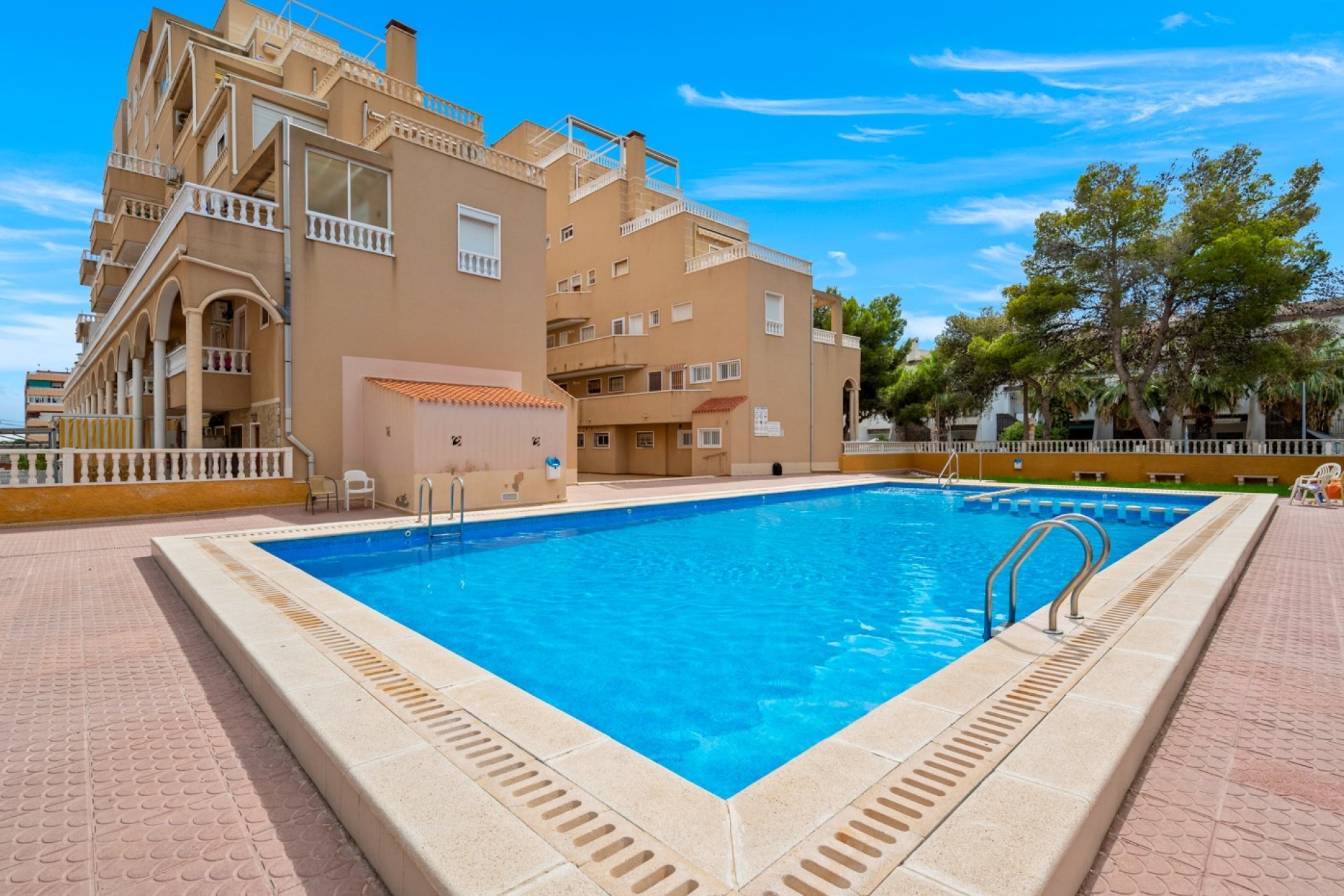 Resale - Apartment -
Torrevieja - Punta Prima