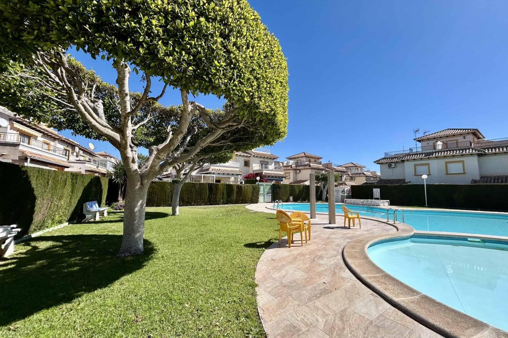 Resale - Apartment -
Torrevieja - Punta Prima