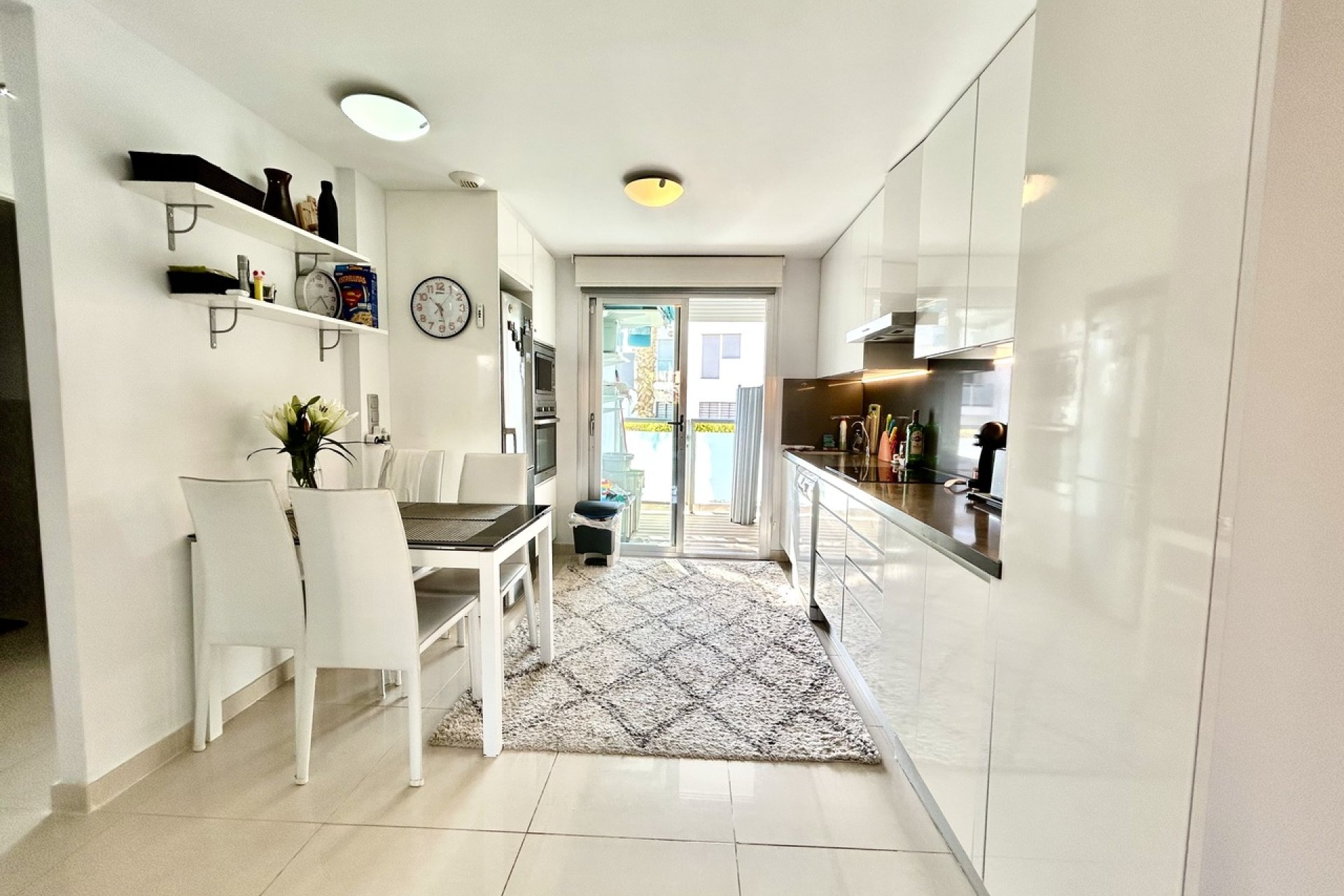 Resale - Apartment -
Torrevieja - Punta Prima