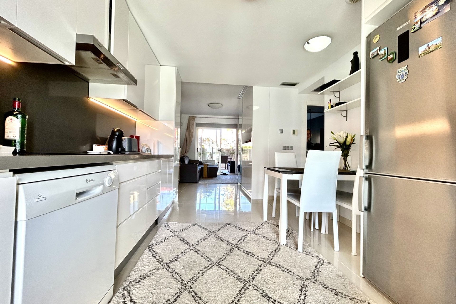 Resale - Apartment -
Torrevieja - Punta Prima