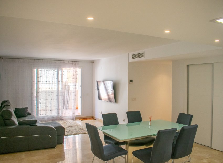 Resale - Apartment -
Torrevieja - Punta Prima