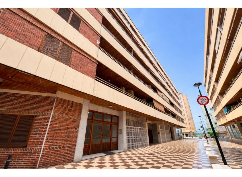 Resale - Apartment -
Torrevieja