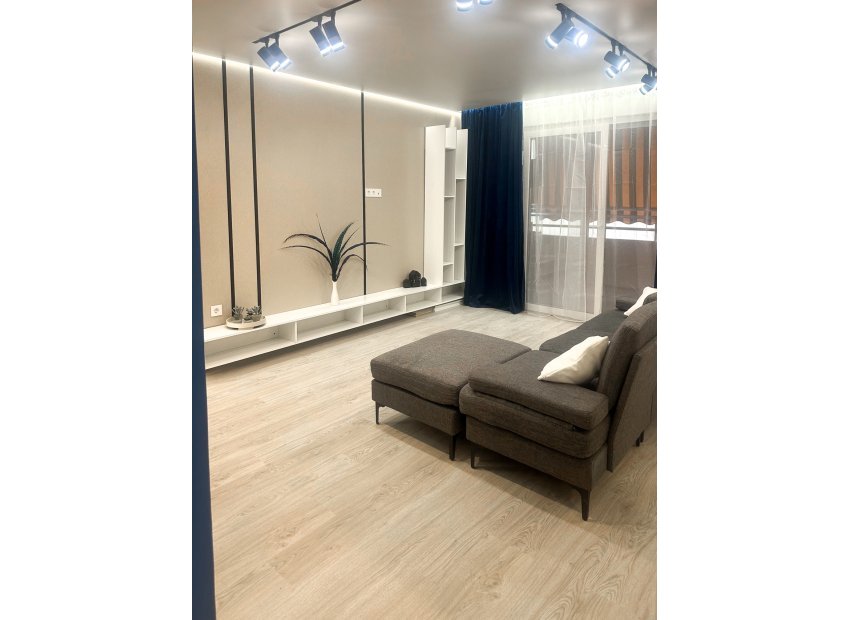 Resale - Apartment -
Torrevieja
