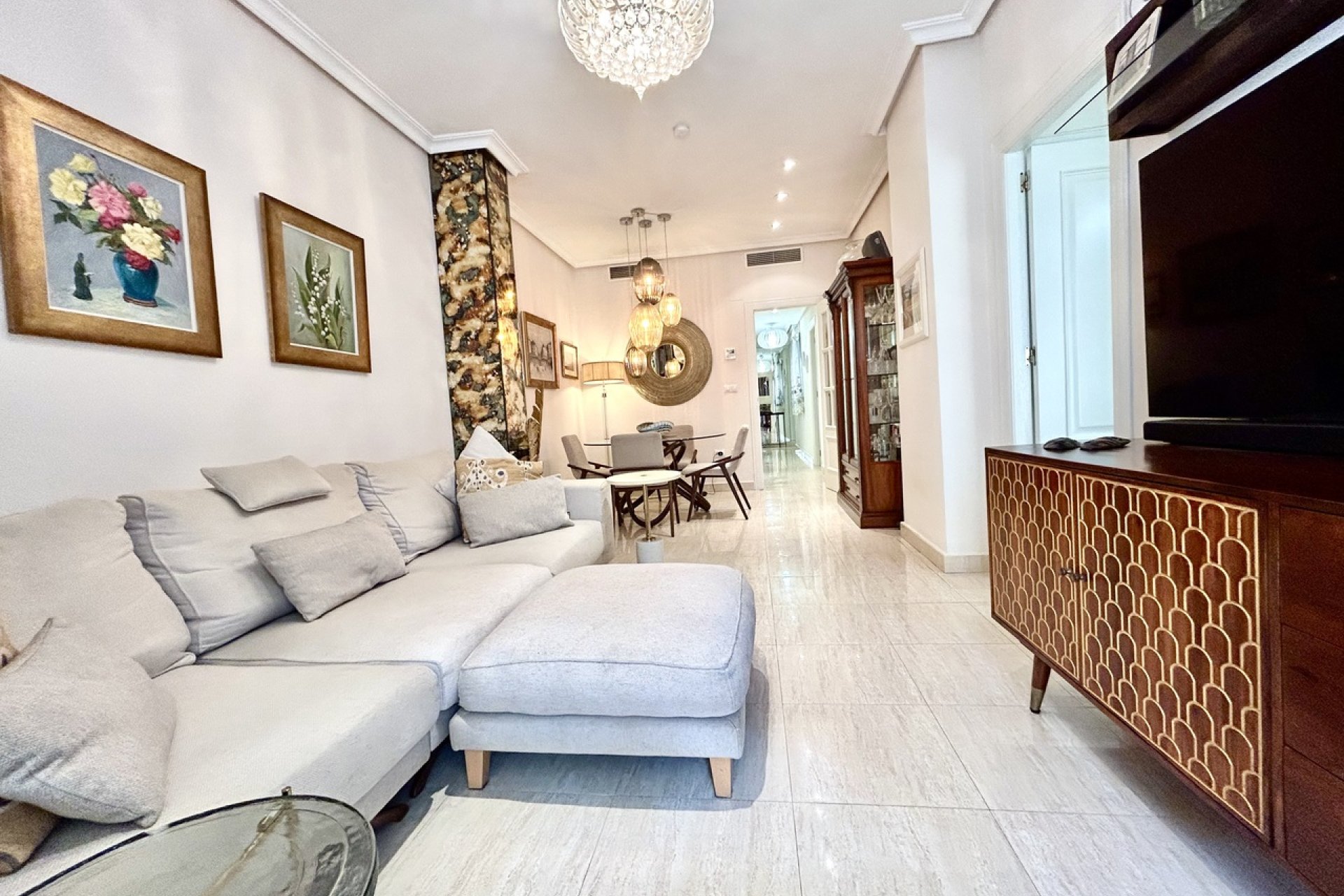 Resale - Apartment -
Torrevieja