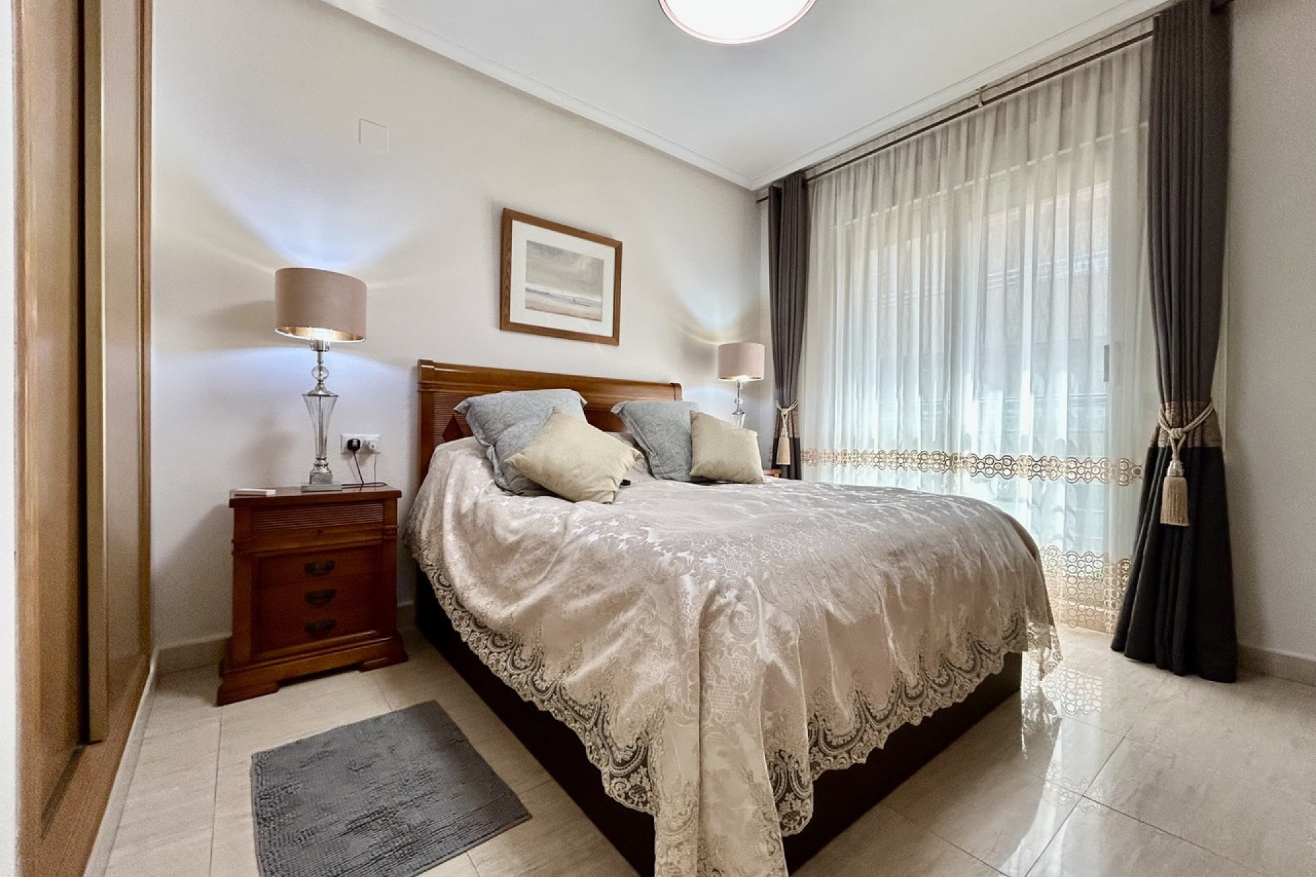 Resale - Apartment -
Torrevieja