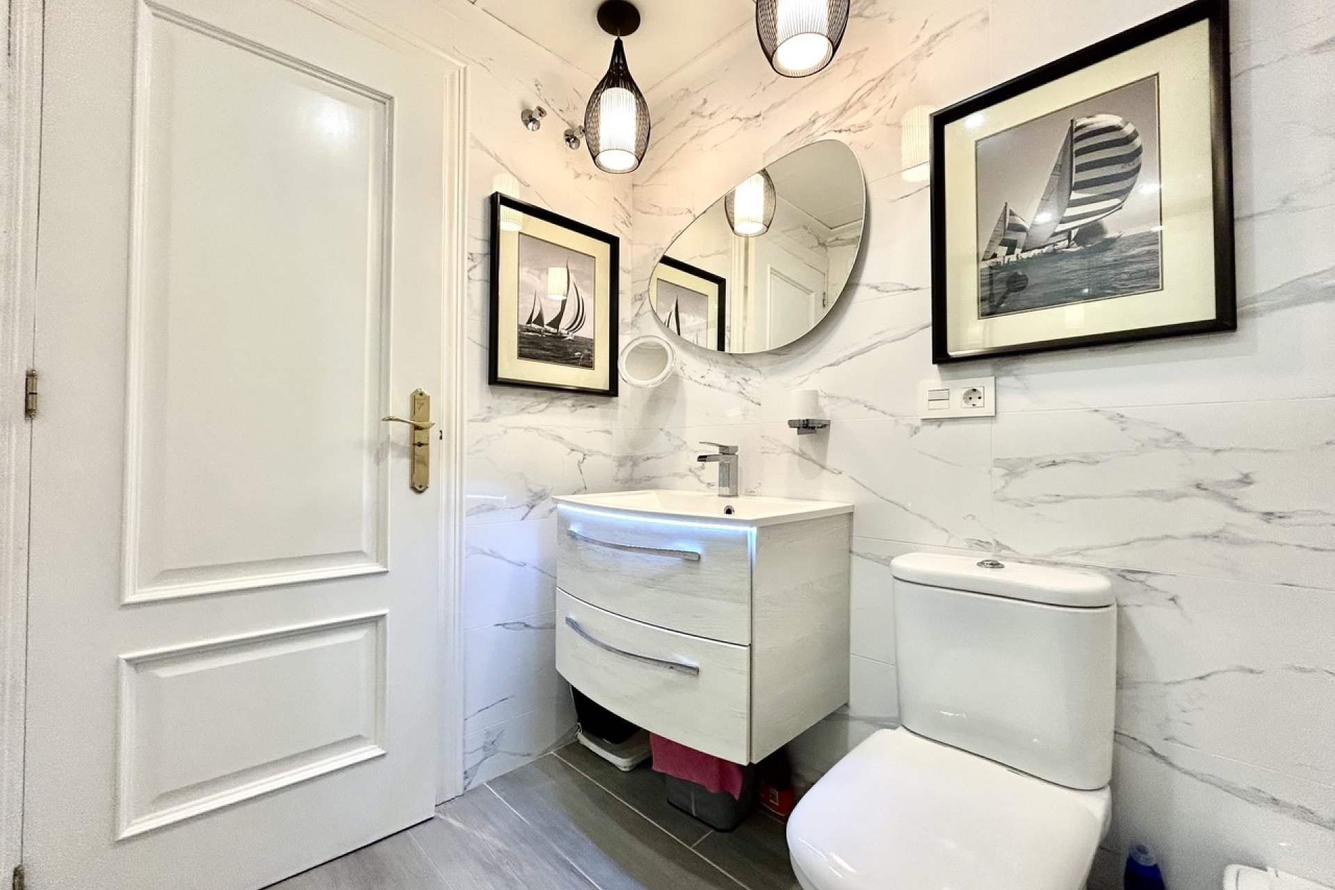 Resale - Apartment -
Torrevieja