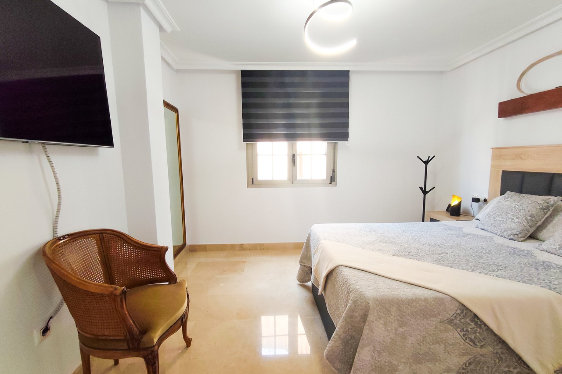 Resale - Apartment -
Torrevieja