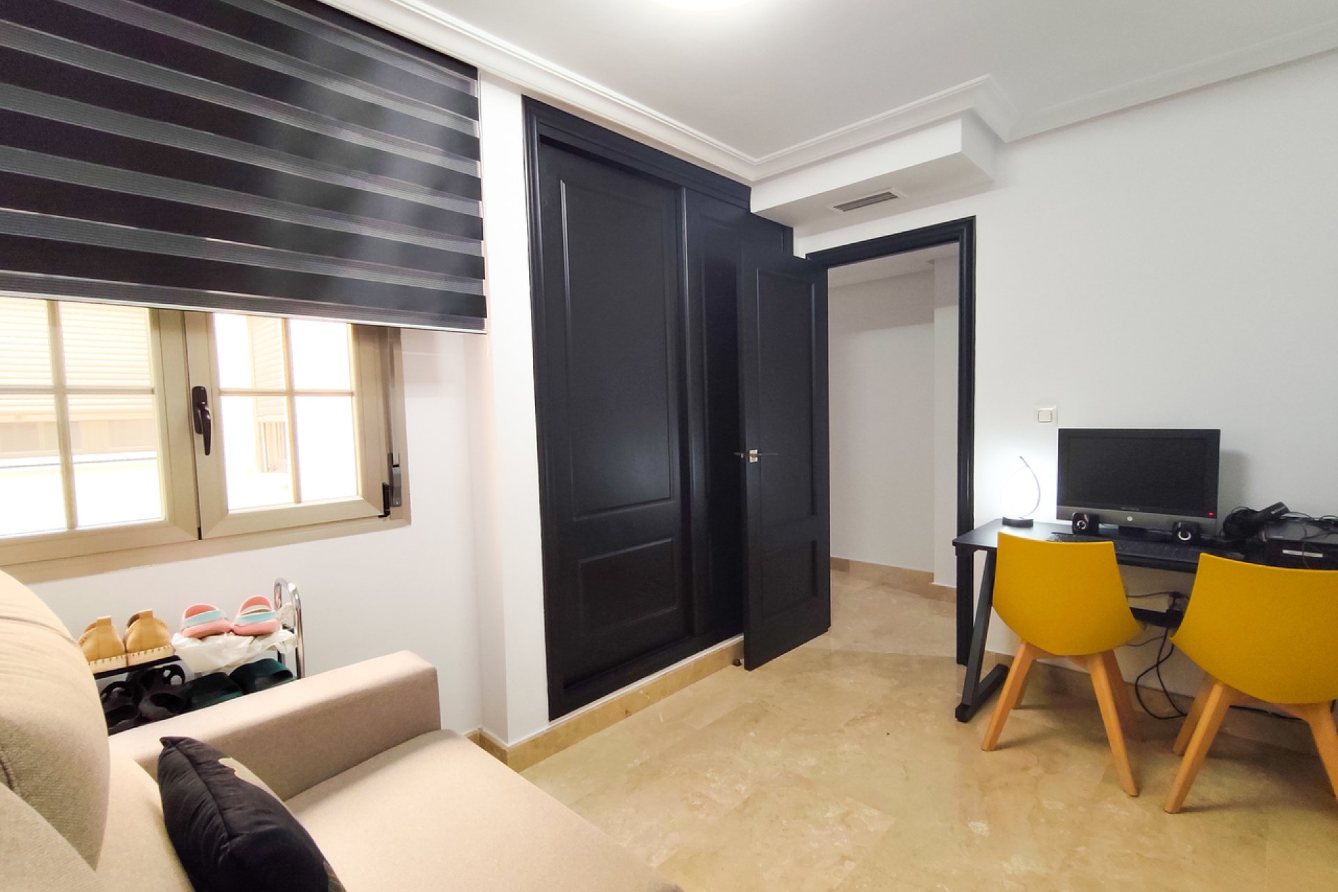Resale - Apartment -
Torrevieja