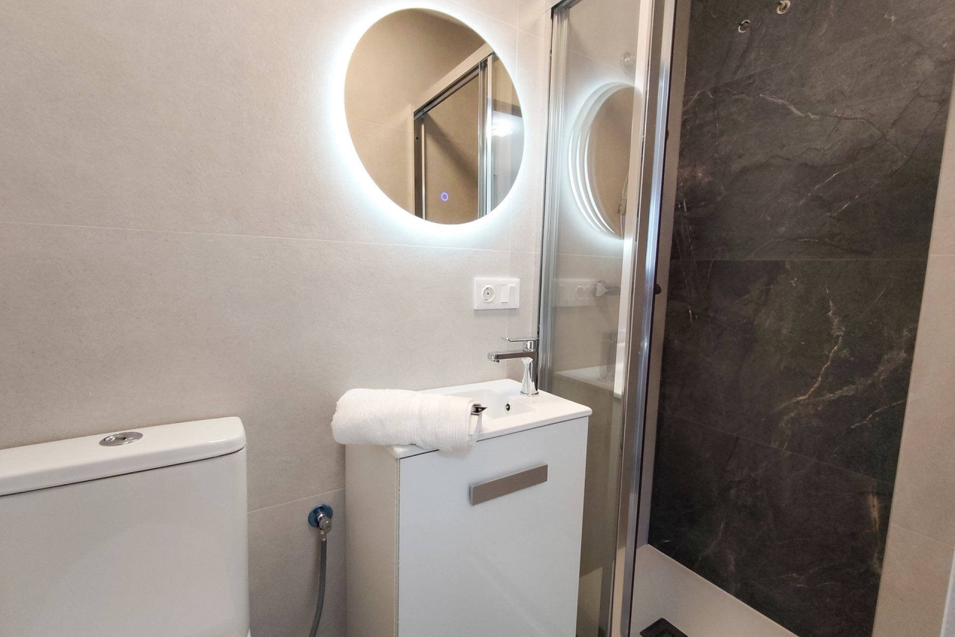 Resale - Apartment -
Torrevieja