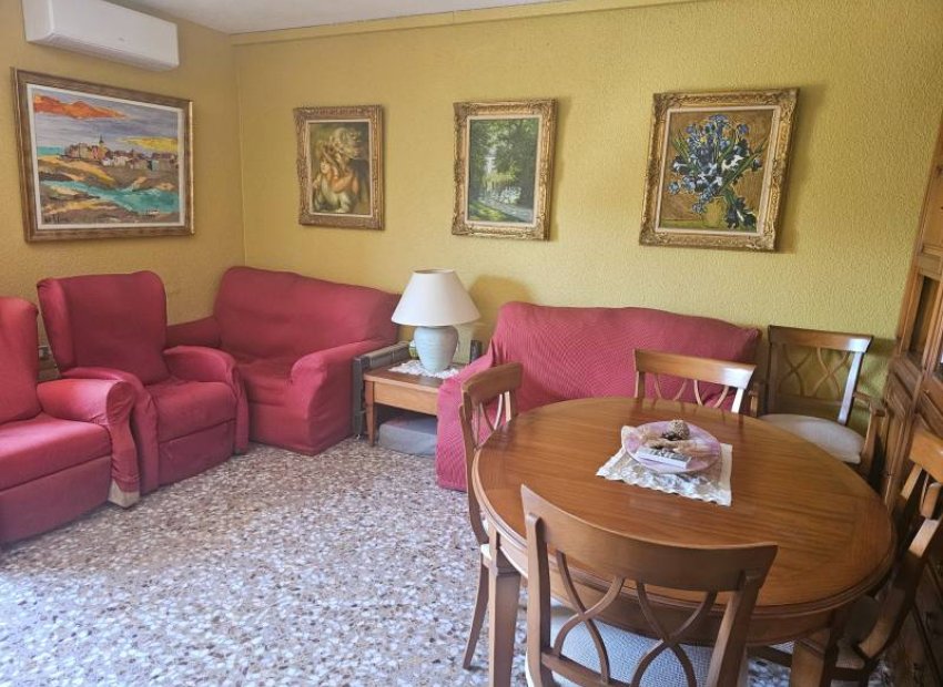 Resale - Apartment -
Villajoyosa - town