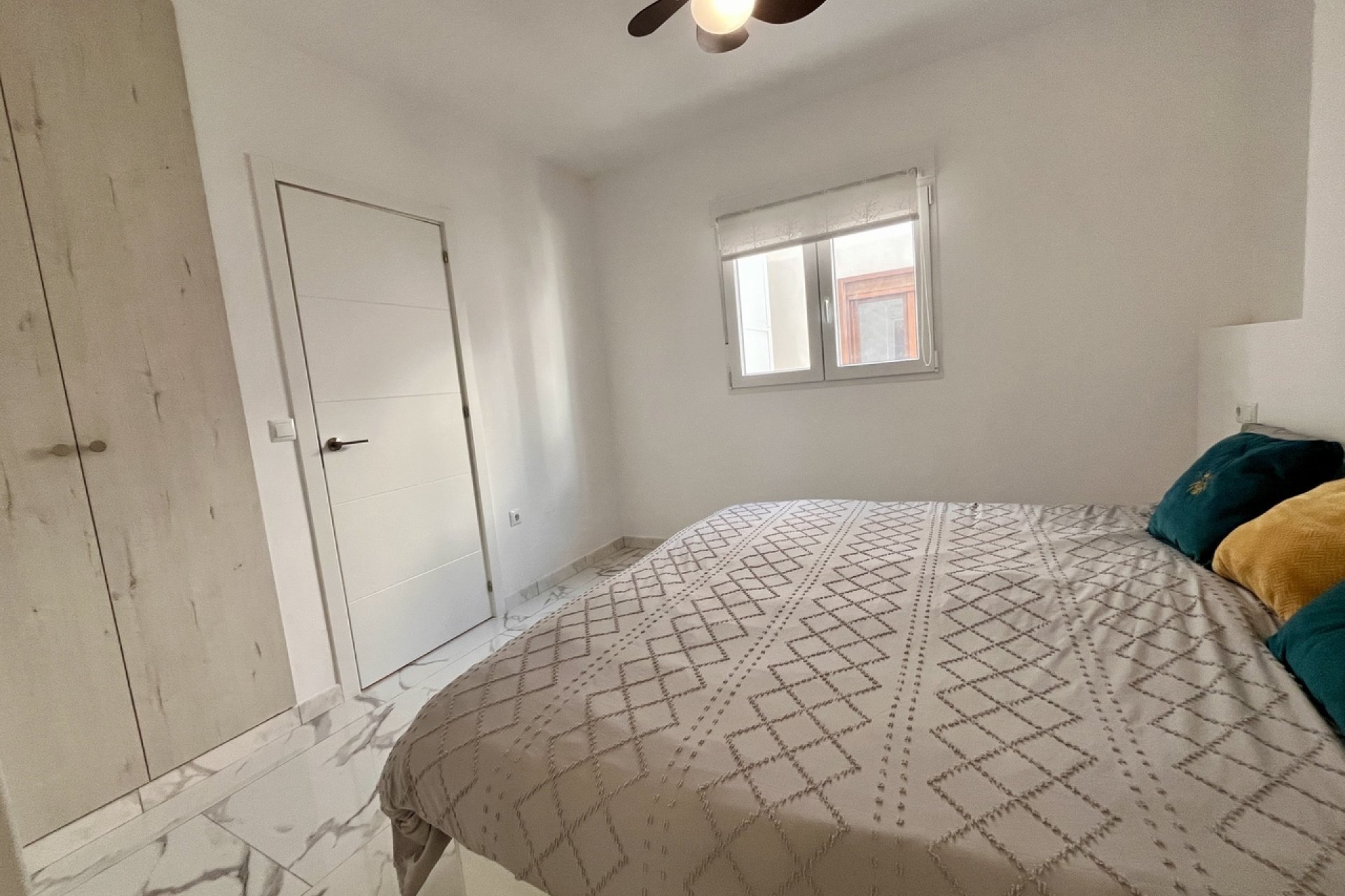 Resale - Apartment -
Villamartín - Villamartin