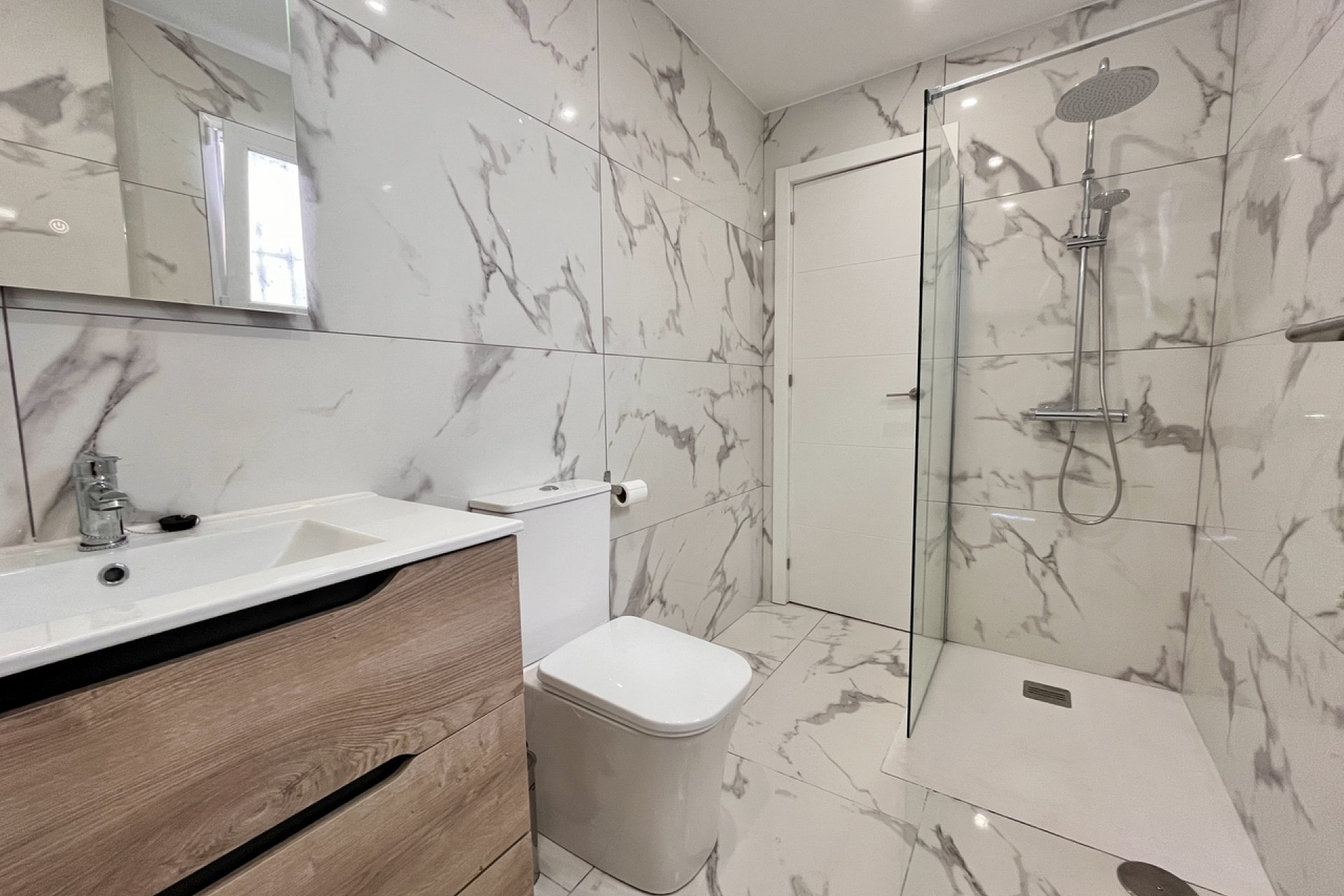 Resale - Apartment -
Villamartín - Villamartin