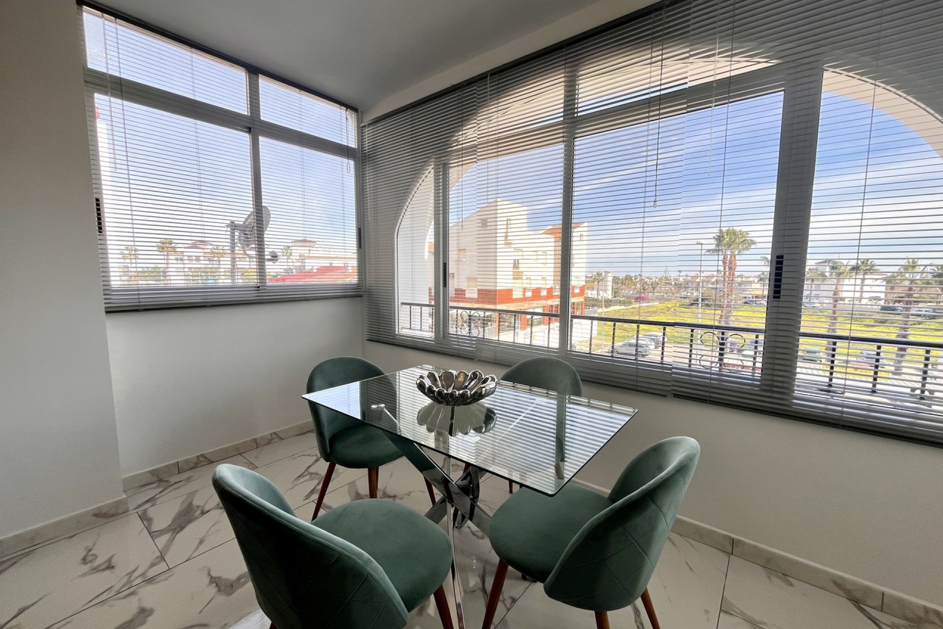 Resale - Apartment -
Villamartín - Villamartin