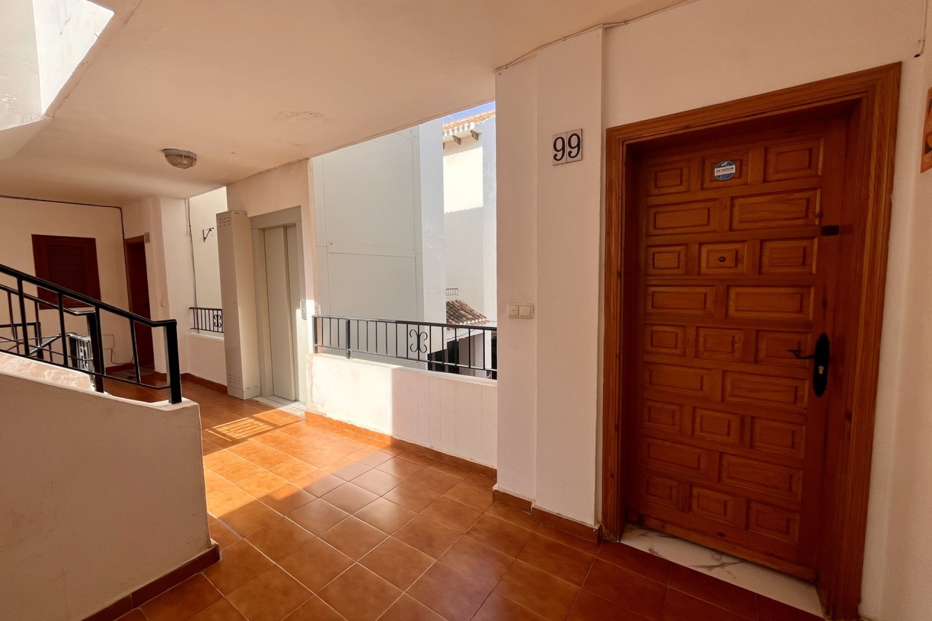 Resale - Apartment -
Villamartín - Villamartin