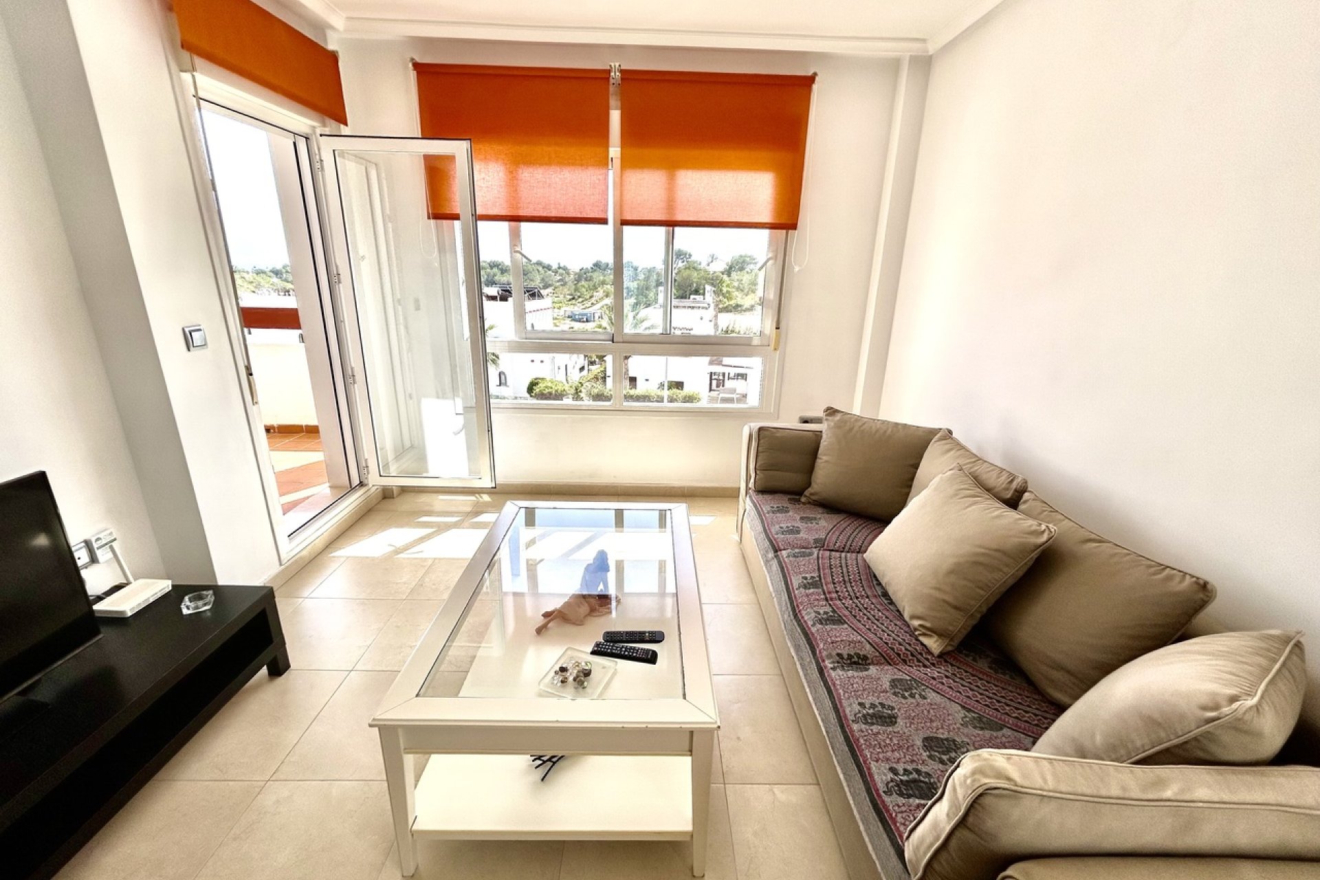 Resale - Apartment -
Villamartín - Villamartin
