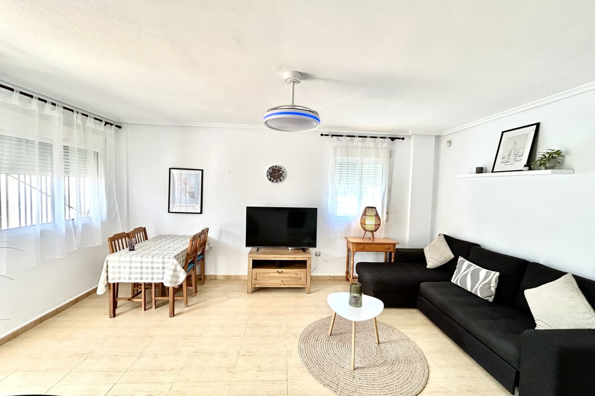 Resale - Apartment -
Villamartín - Villamartin