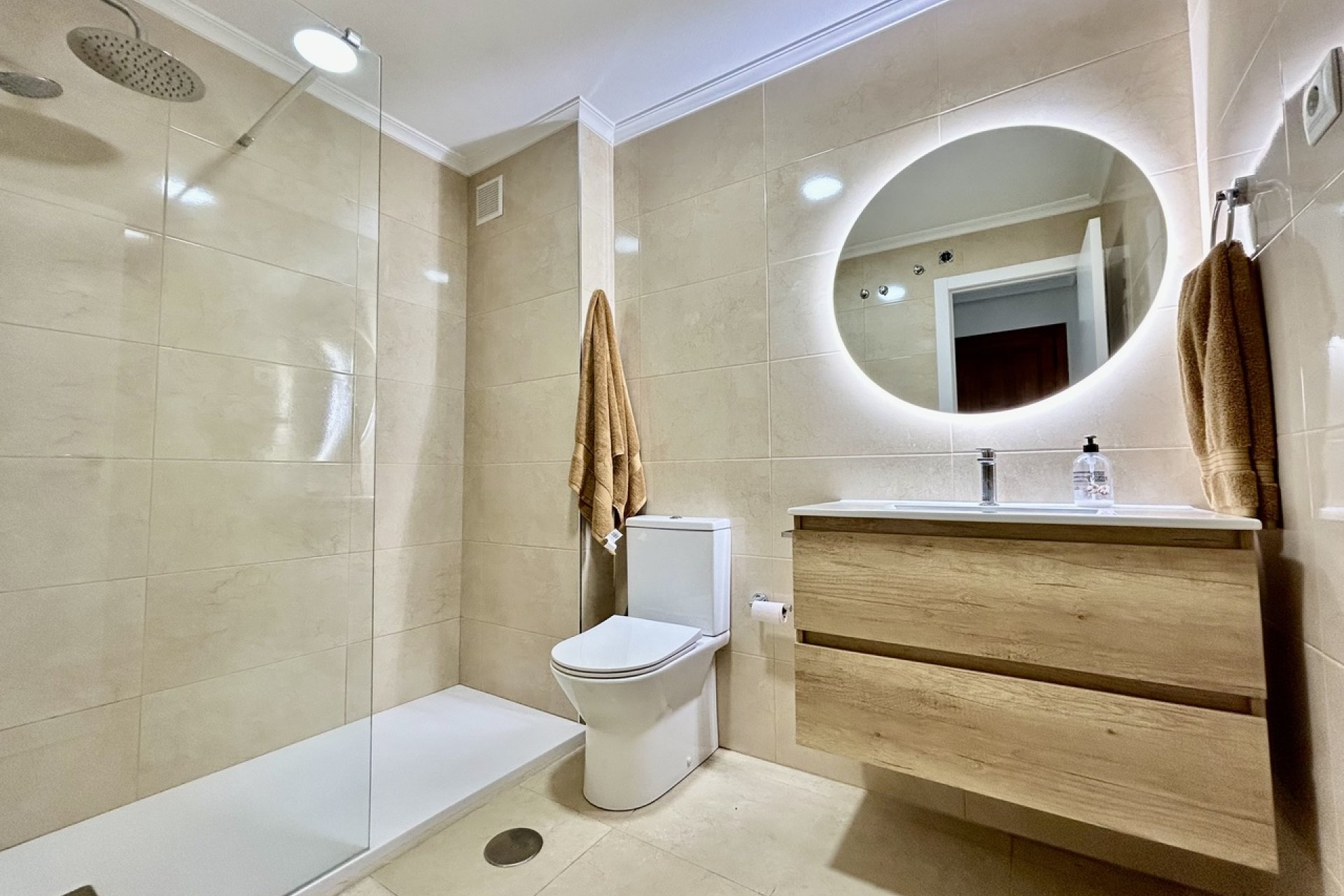 Resale - Apartment -
Villamartín - Villamartin