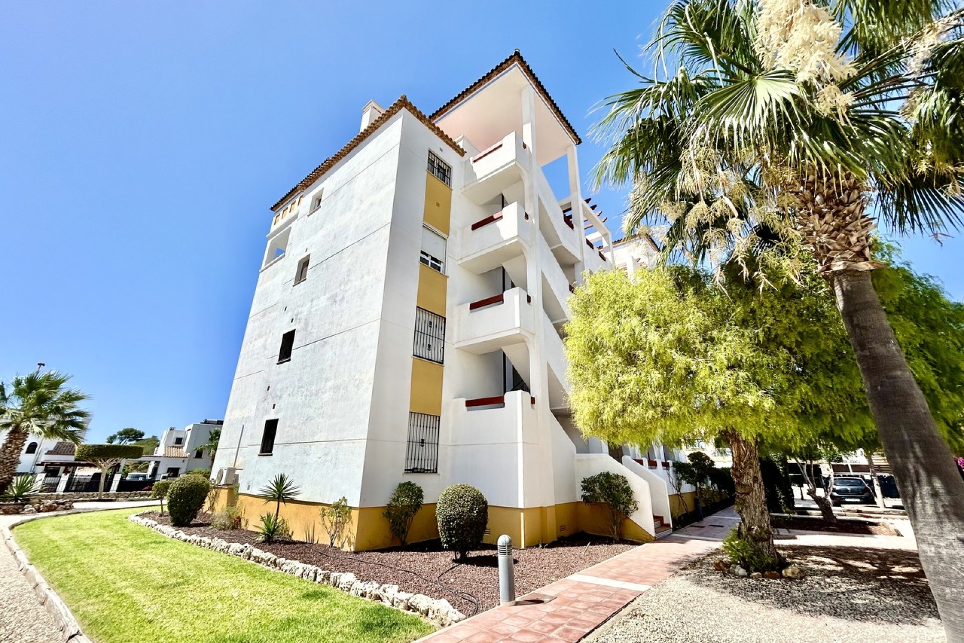Resale - Apartment -
Villamartín - Villamartin