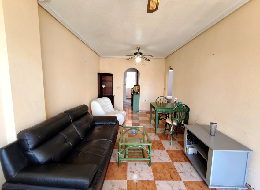 Resale - Apartment -
Villamartín - Villamartin