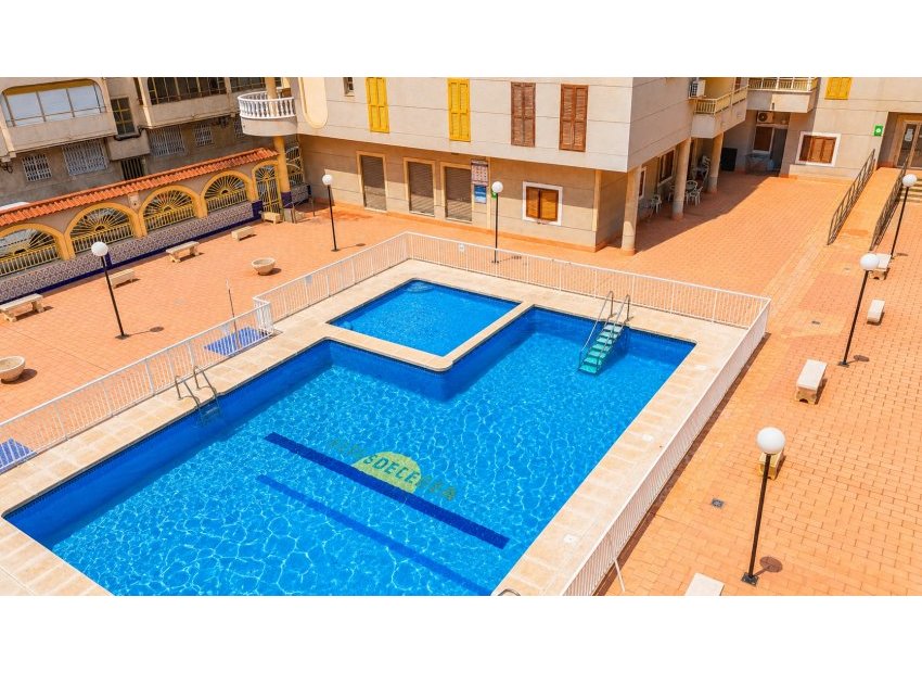 Resale - Atico -
Torrevieja - Playa del Acequión
