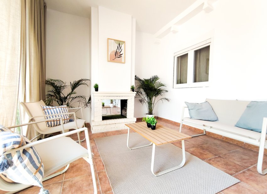 Resale - Bungalow -
Orihuela Costa - Playa Flamenca