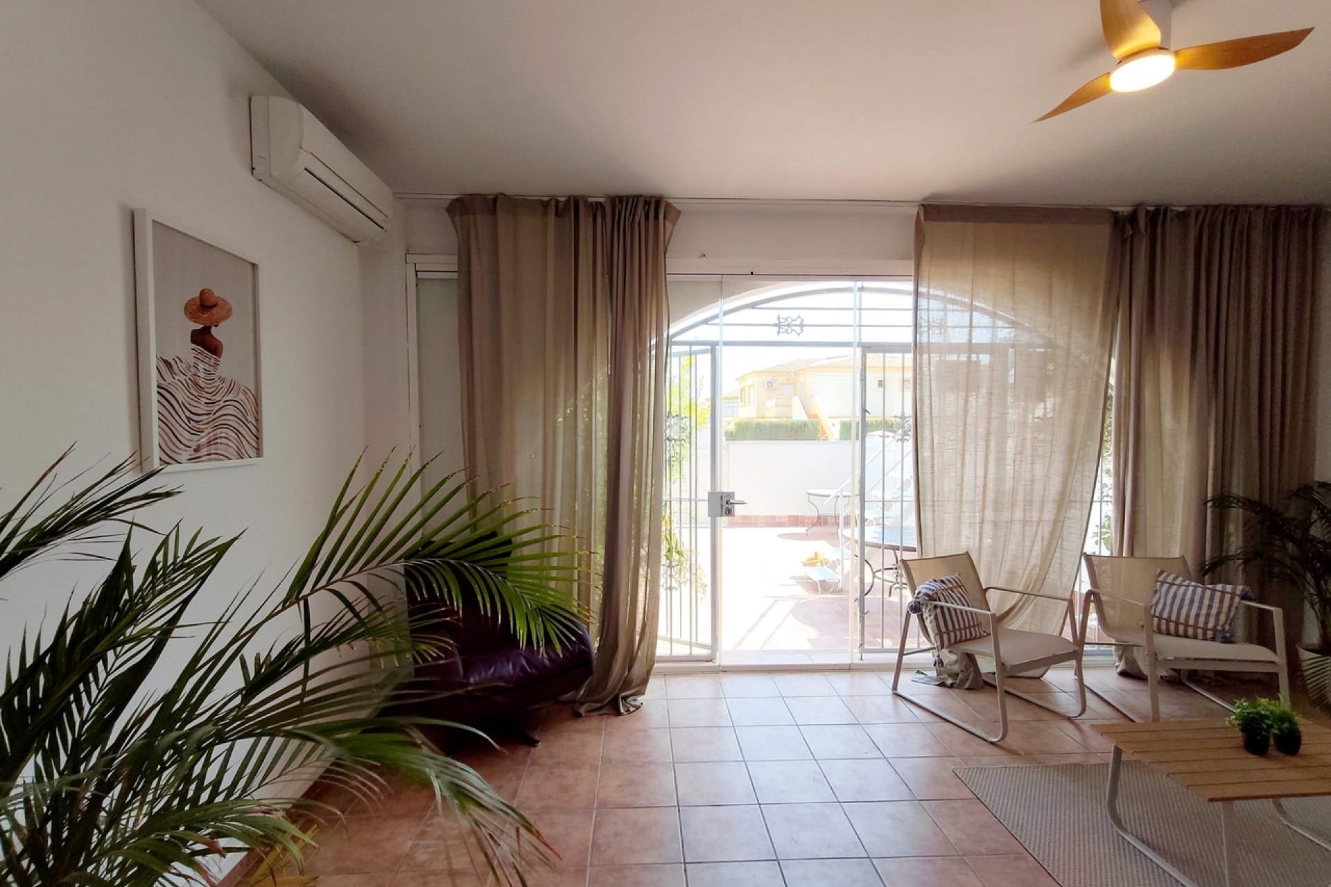 Resale - Bungalow -
Orihuela Costa - Playa Flamenca