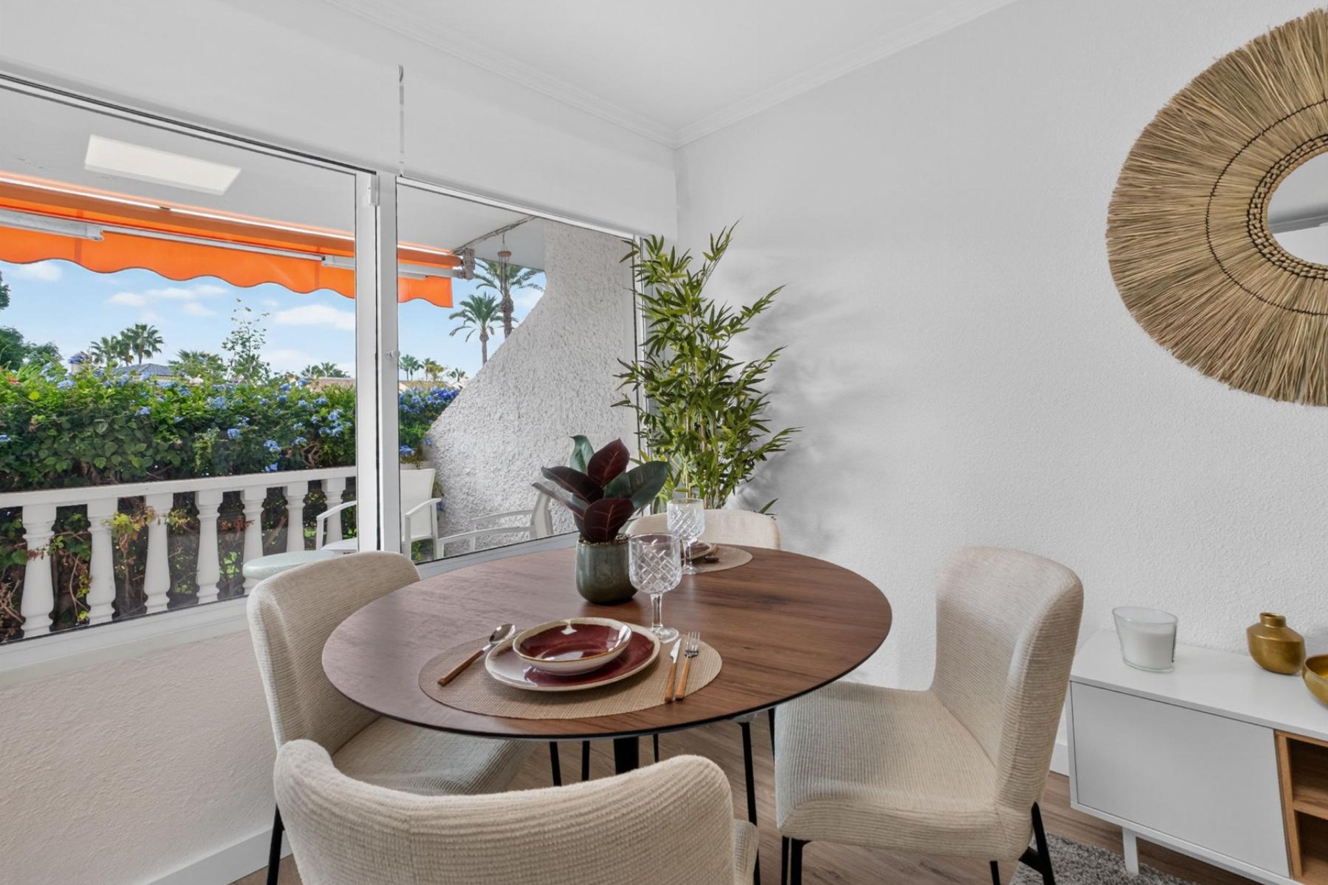 Resale - Bungalow -
Orihuela Costa - Villamartín